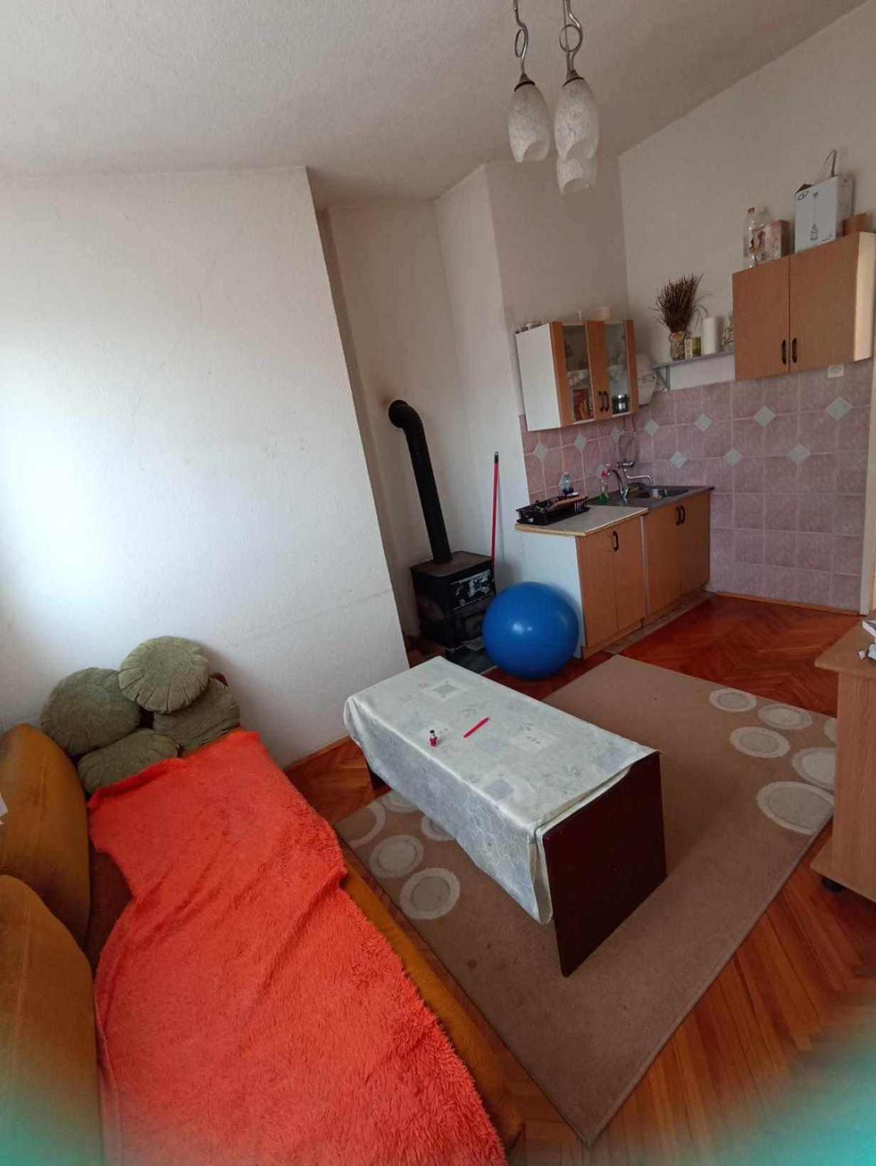 Apartments Emir