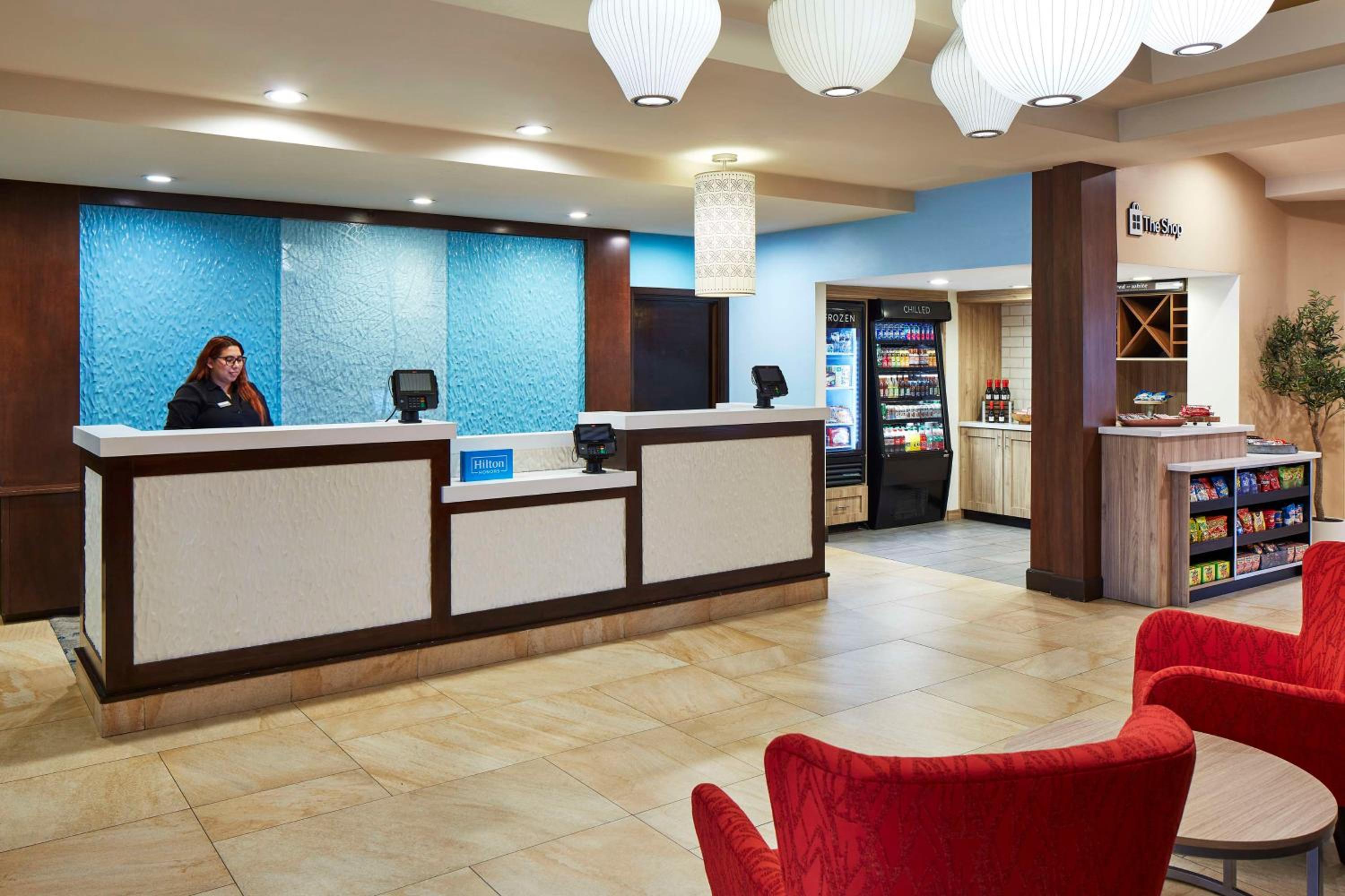 Valencia Vacations - Hilton Garden Inn Valencia Six Flags - Property Image 24