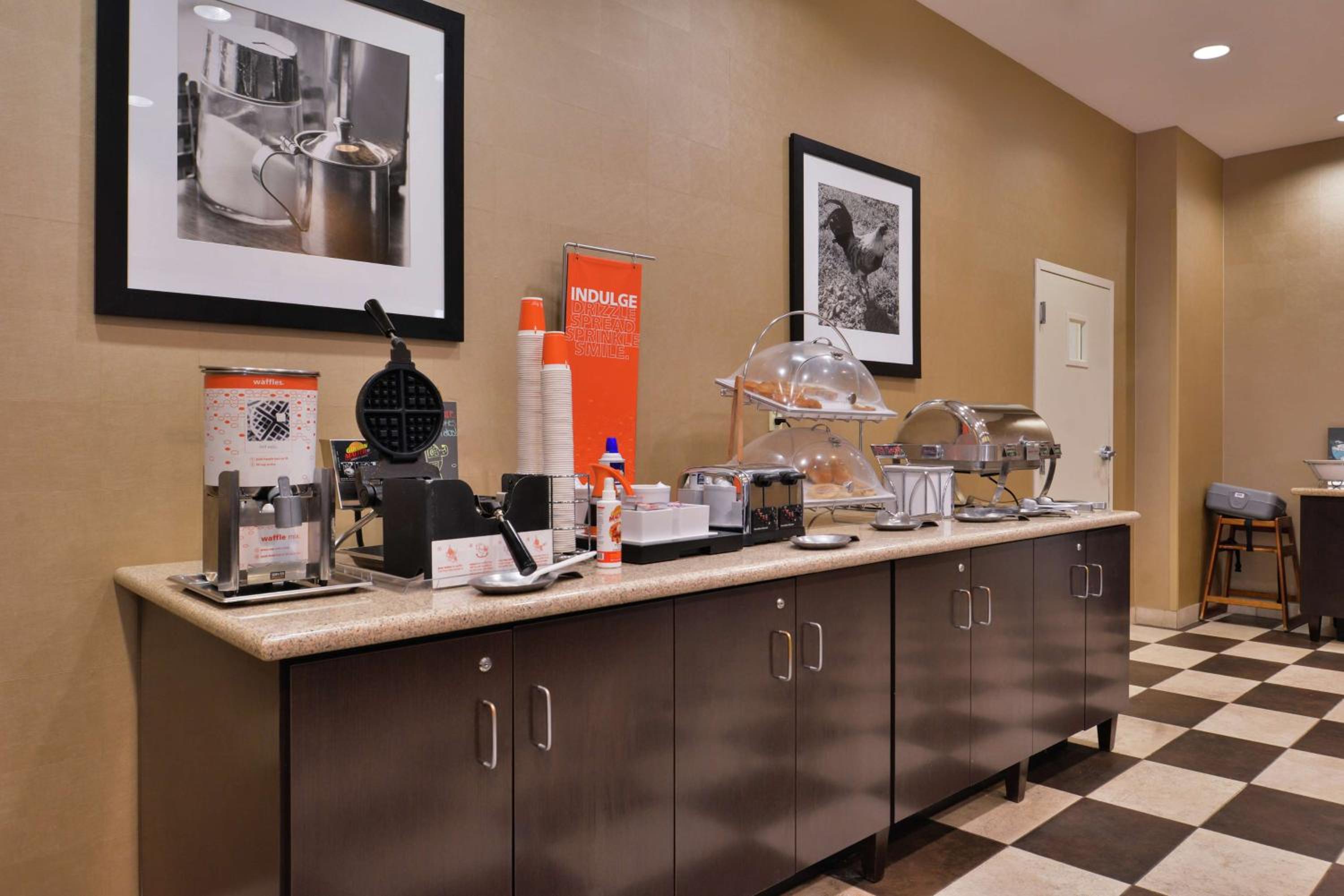 Woodward Vacations - Hampton Inn  Suites Woodward - Property Image 29