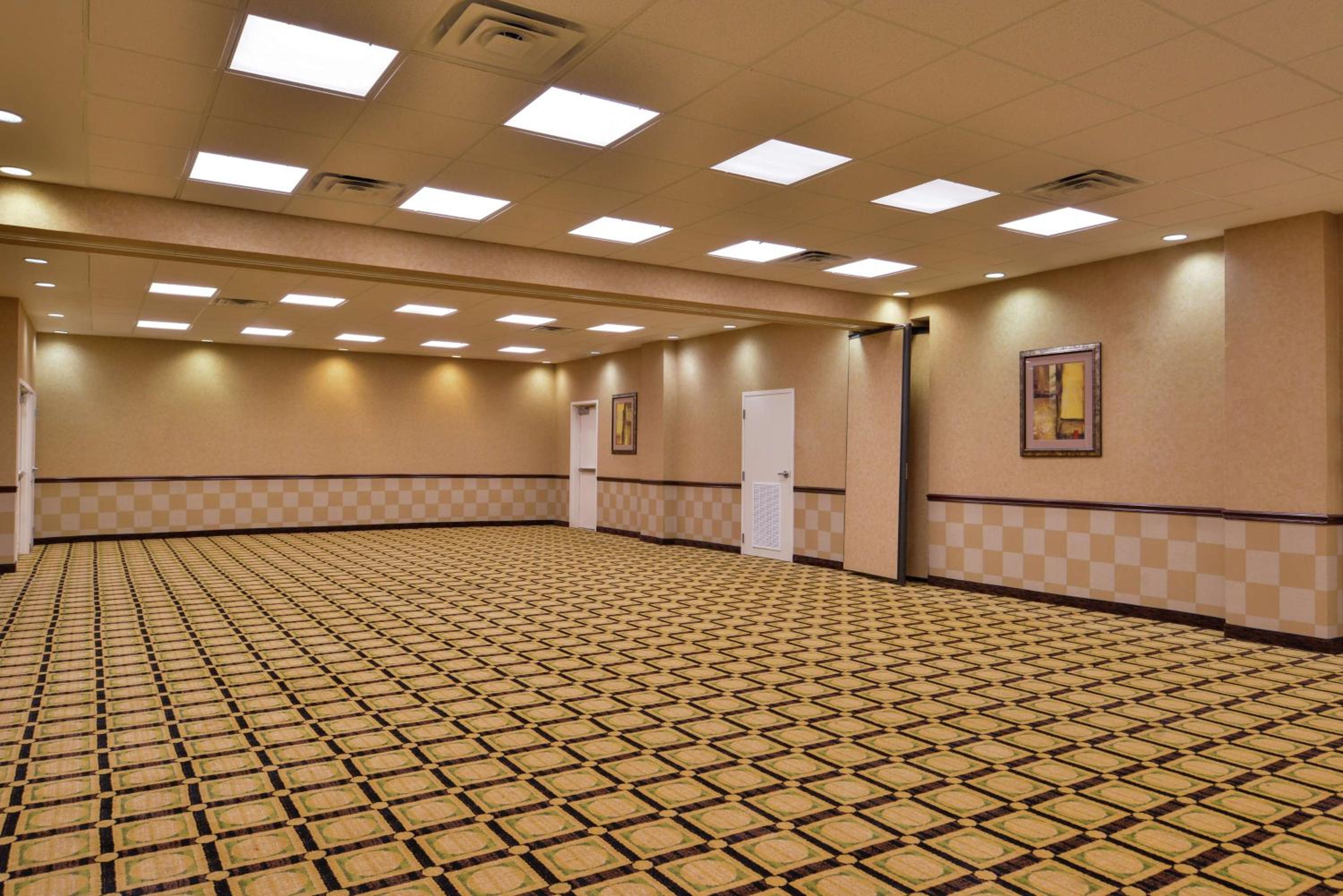 Woodward Vacations - Hampton Inn  Suites Woodward - Property Image 23