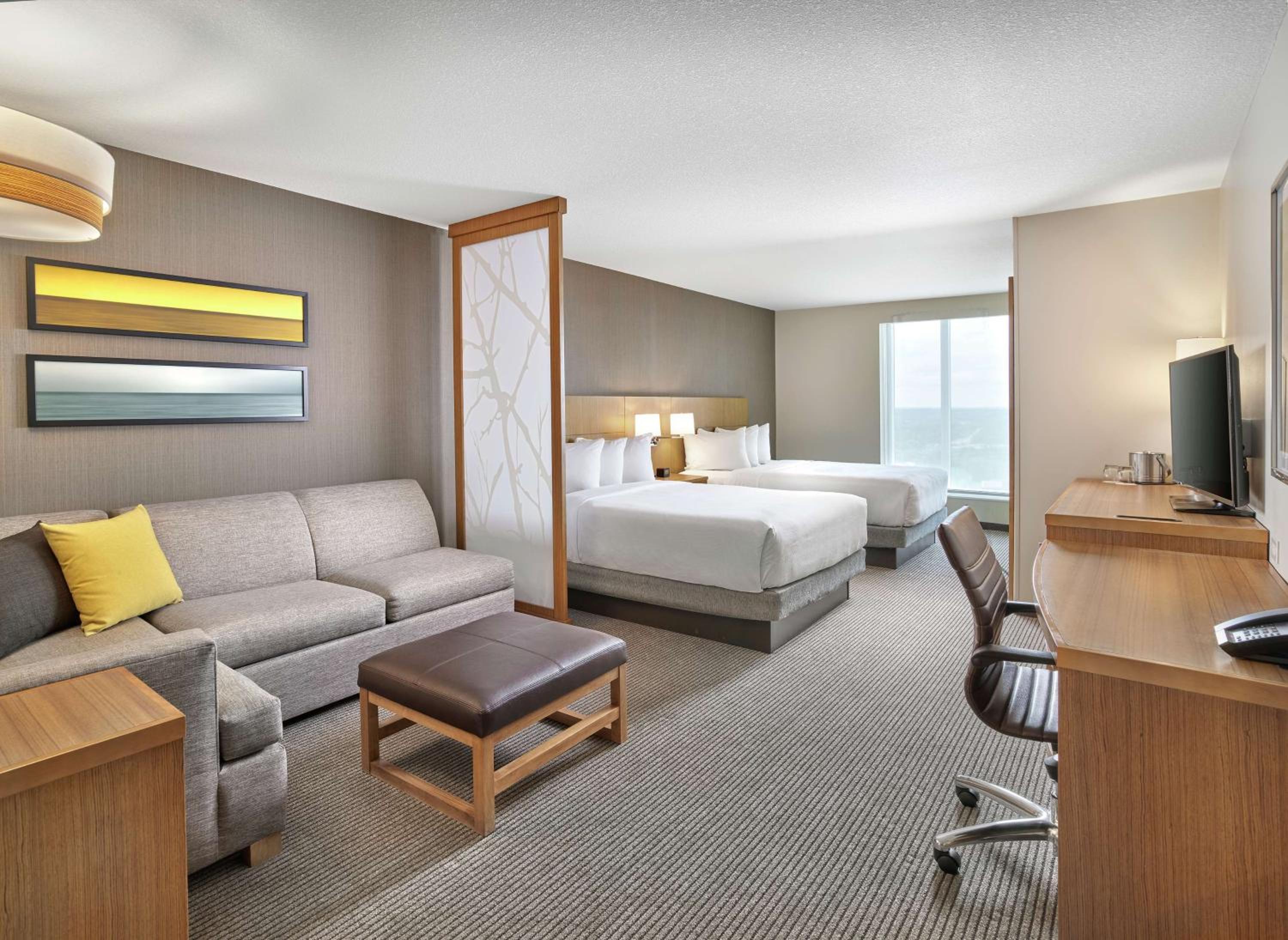 DoubleTree by Hilton Edmonton Downtown