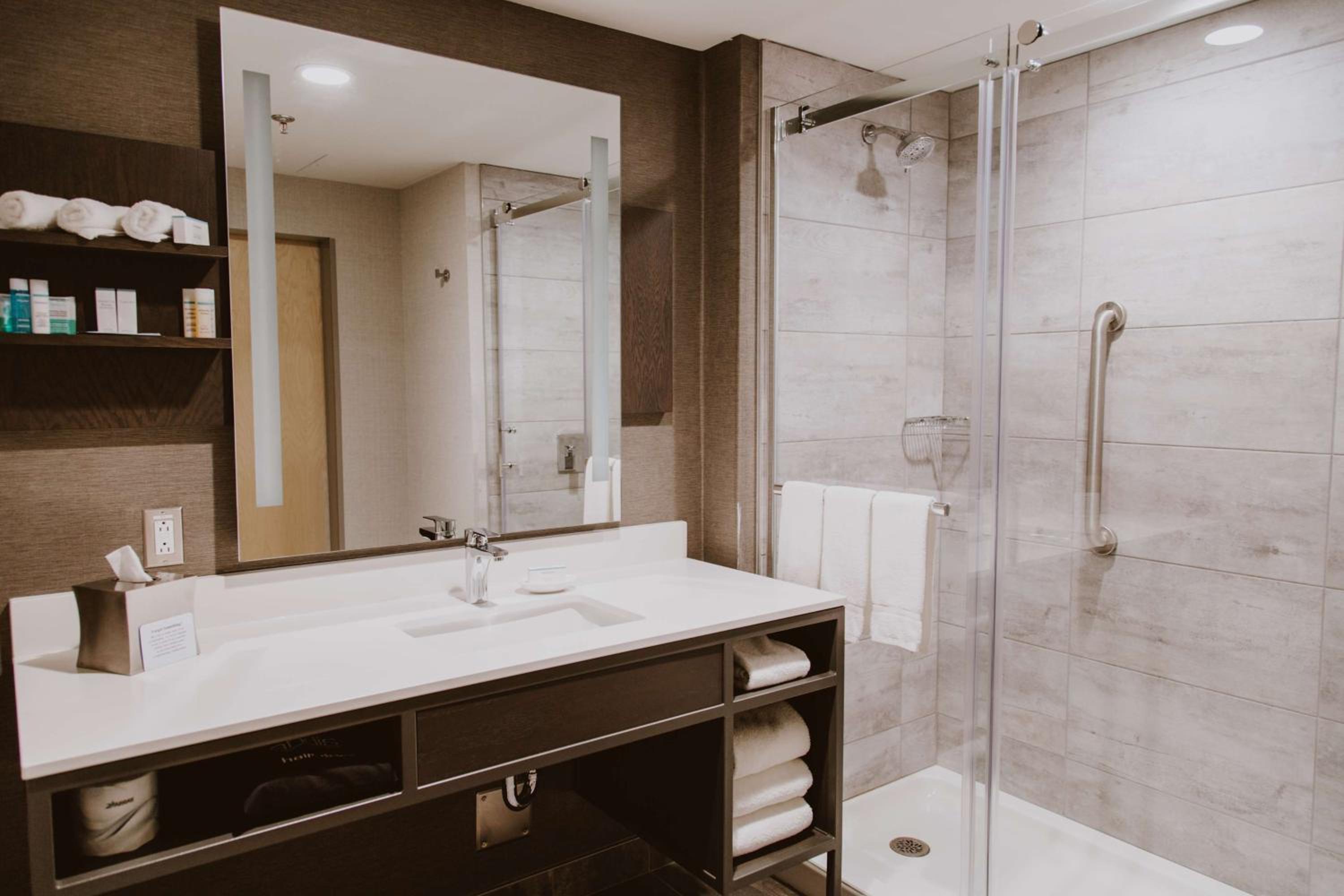 Fredericton Vacations - Hilton Garden Inn Fredericton - Property Image 11
