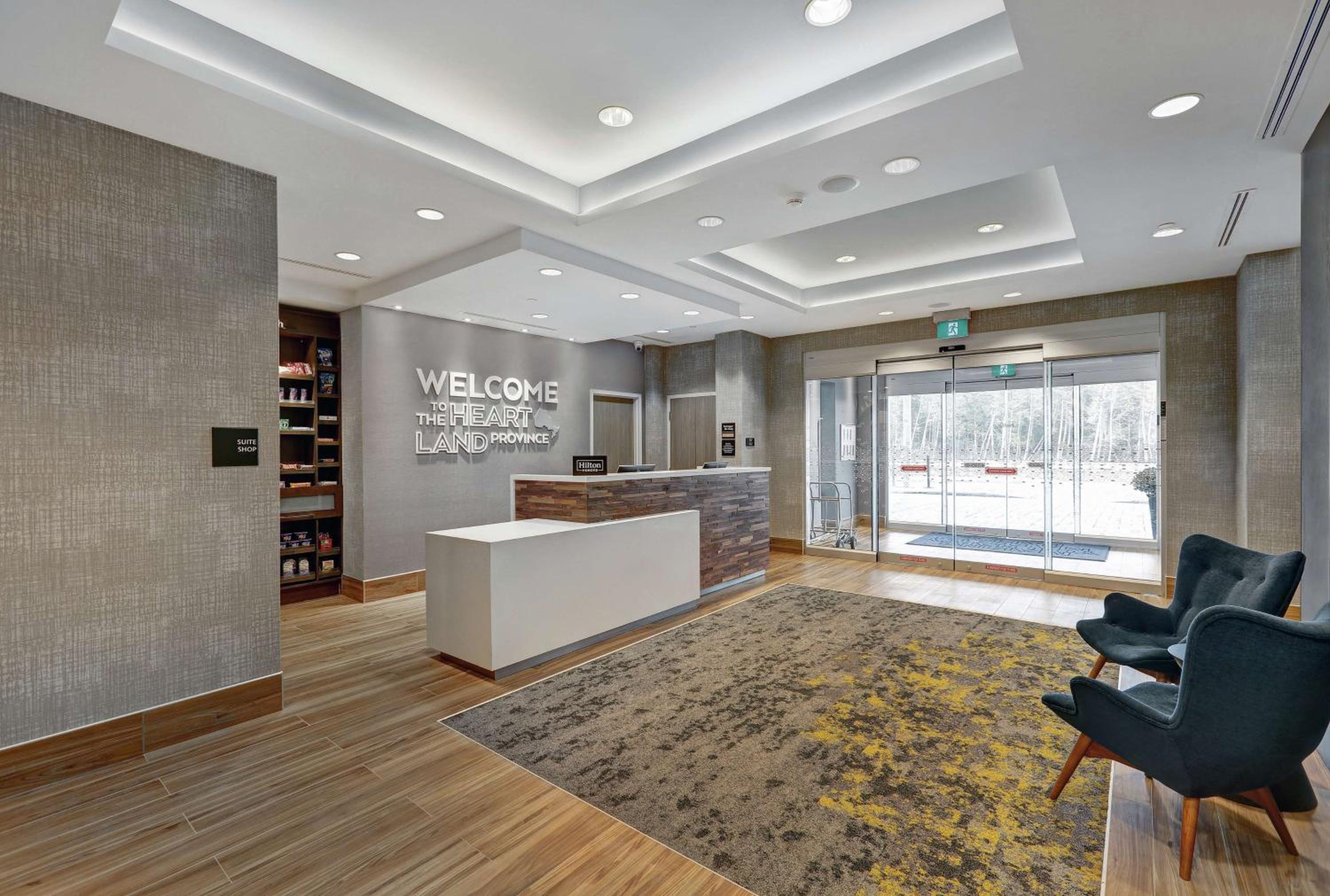 Peterborough Vacations - Hampton Inn Peterborough - Property Image 2