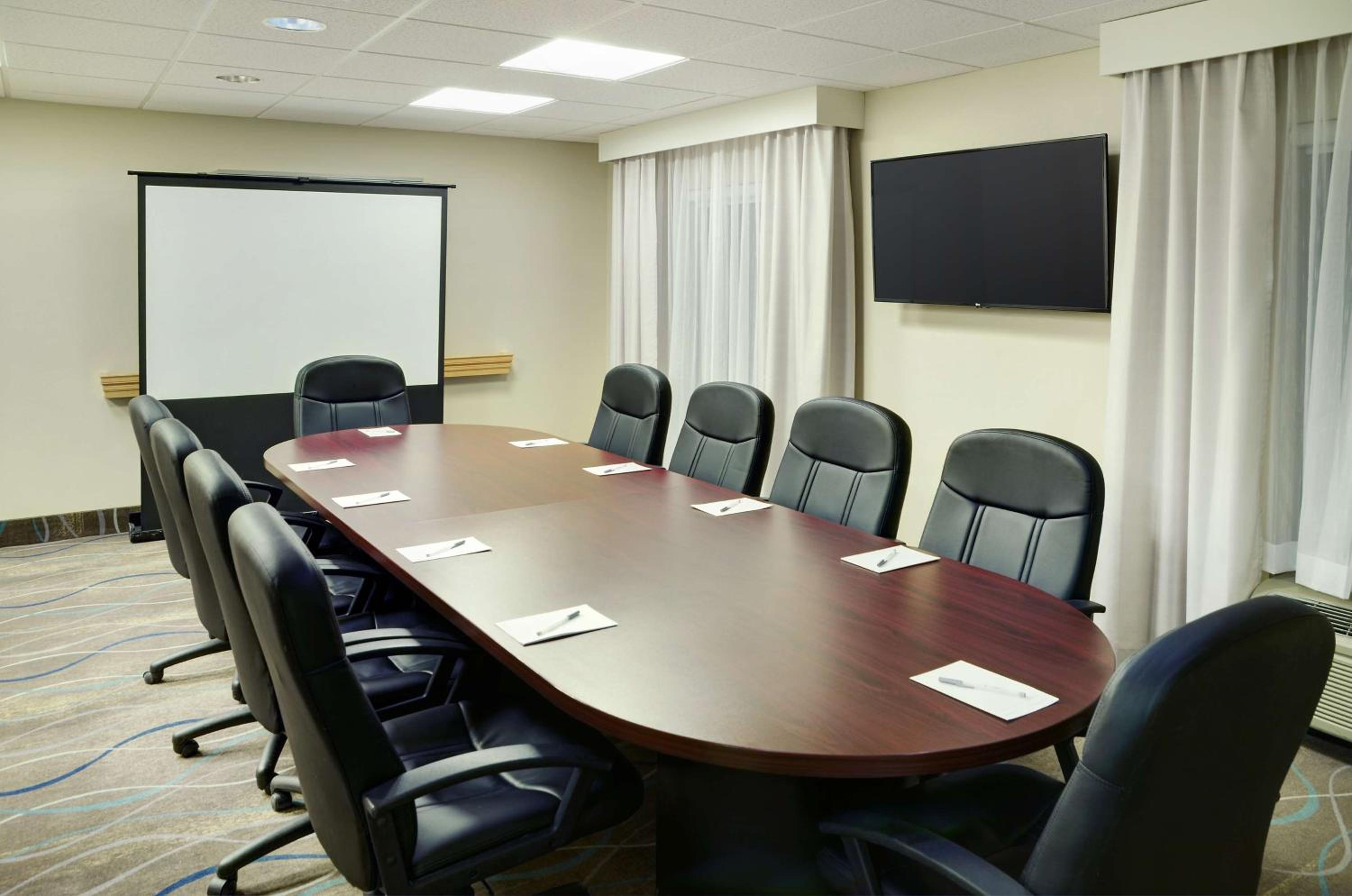 Saint John Vacations - Hampton Inn  Suites Saint John - Property Image 2