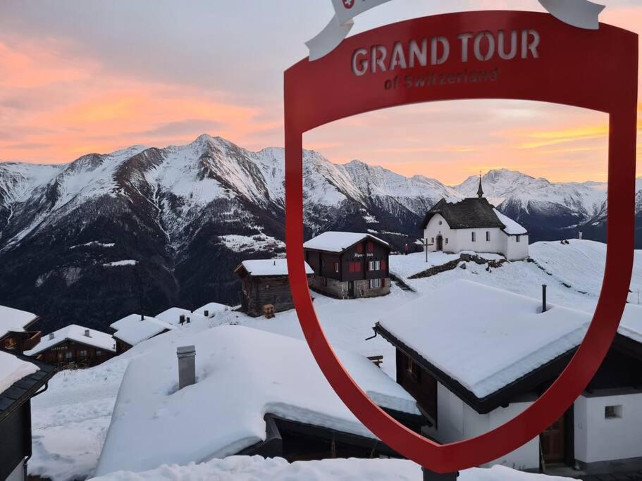 Ski-in, central and cosy in the Chalet Diana, free access to swimming pool