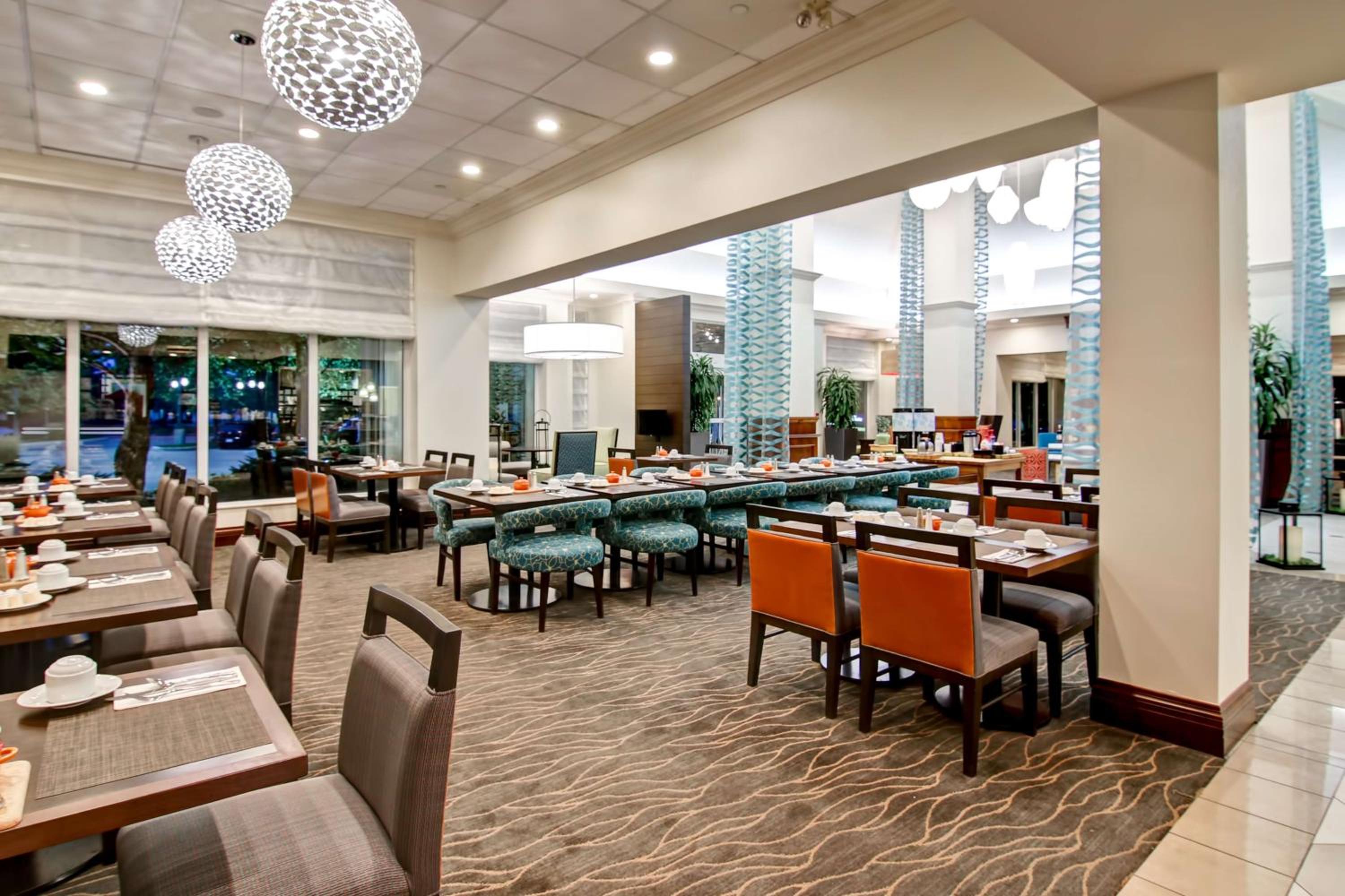 Hilton Garden Inn Toronto/Burlington - Property Image 1