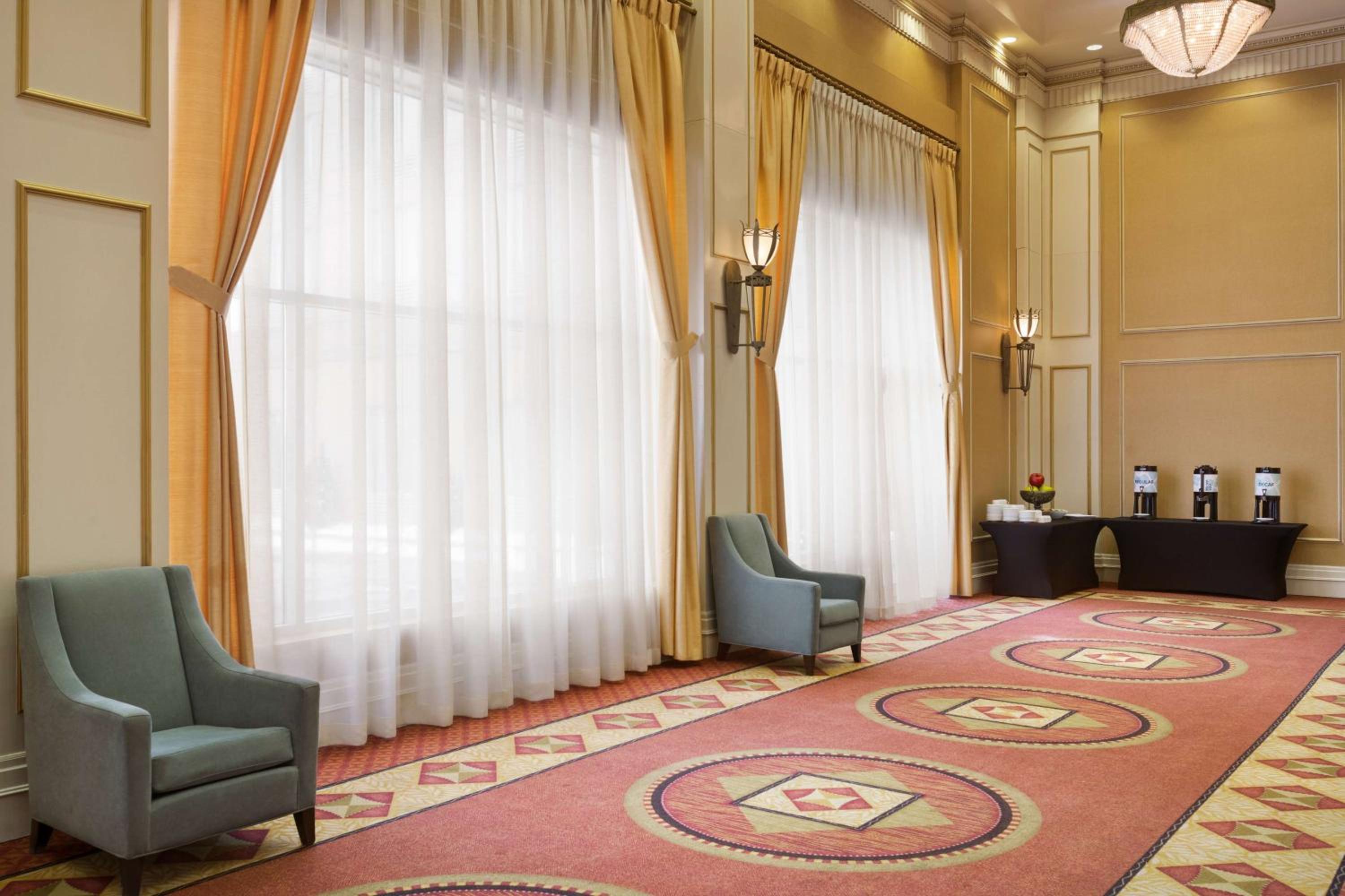Hilton Garden Inn Toronto/Vaughan - Property Image 12
