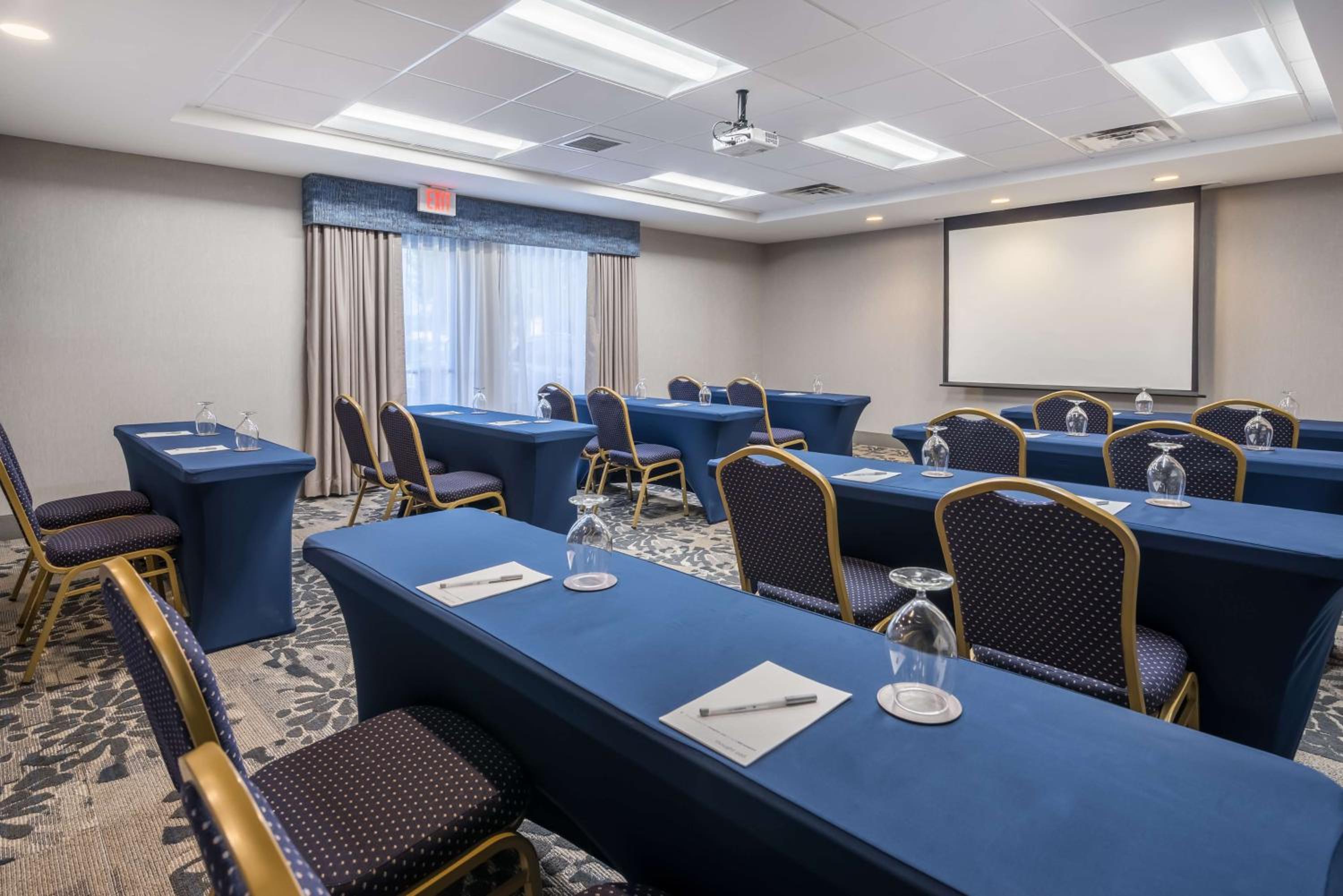 Hampton Inn Plymouth Meeting - Property Image 5