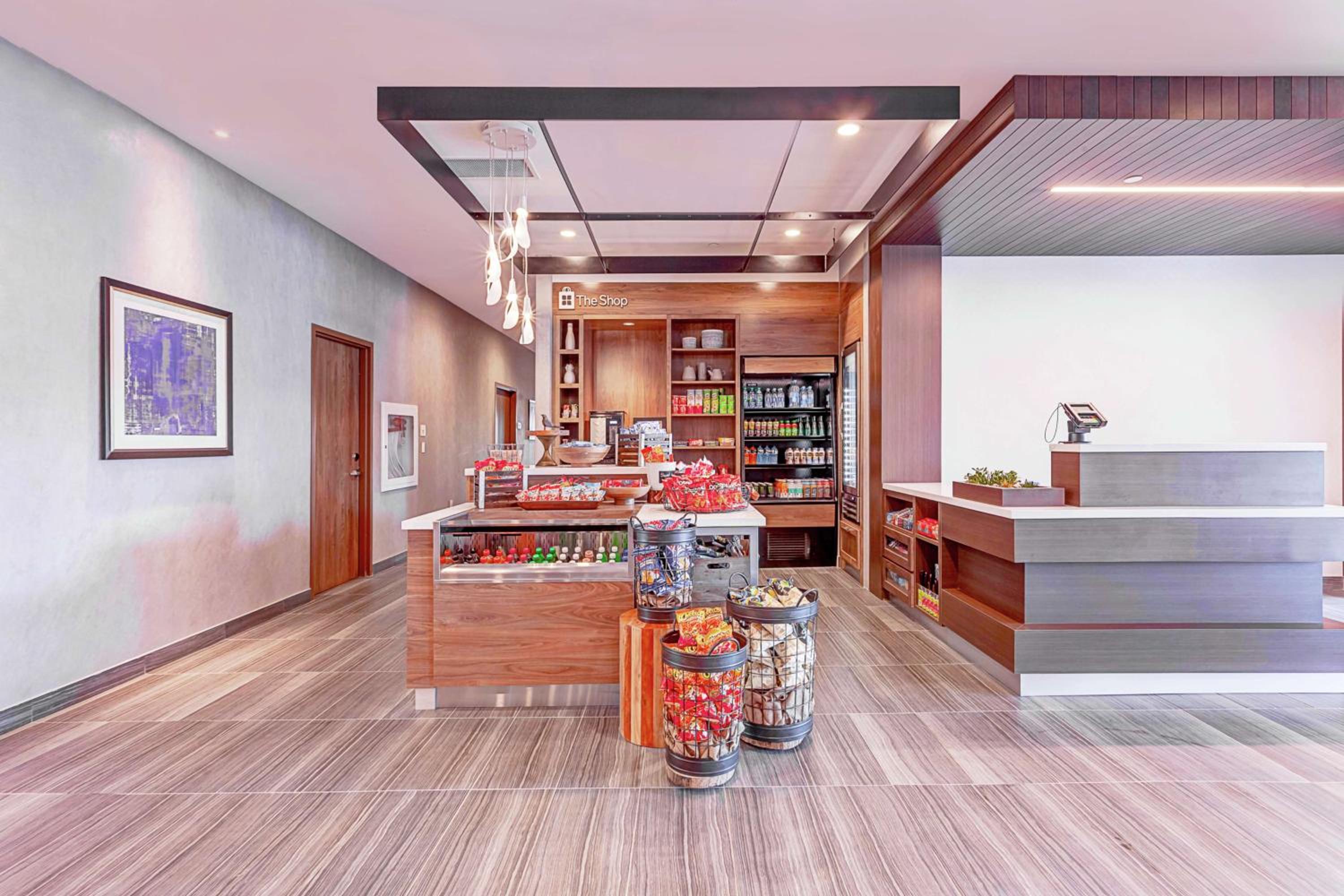 Hilton Garden Inn Toronto/Brampton West, Ontario, Canada - Property Image 3