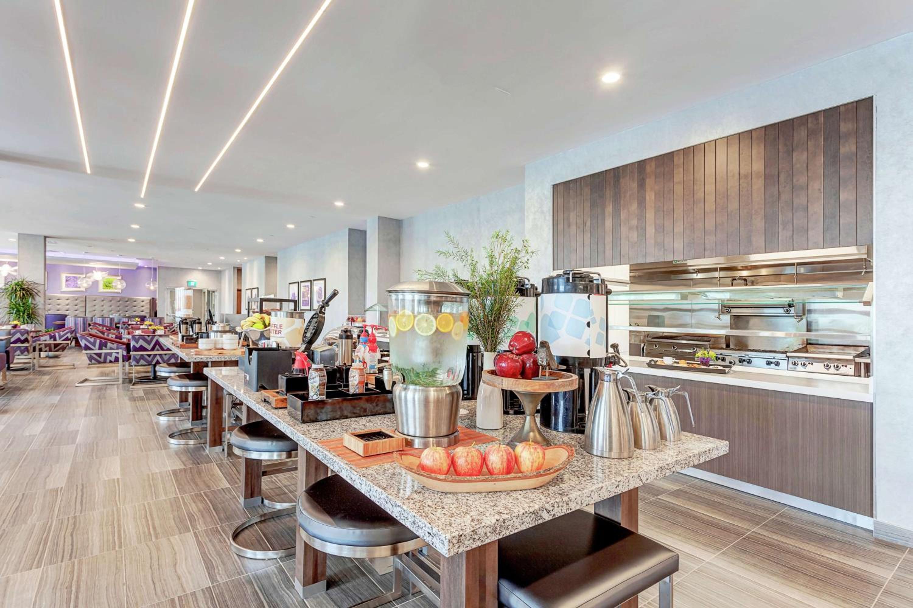 Hilton Garden Inn Toronto/Brampton West, Ontario, Canada - Property Image 12