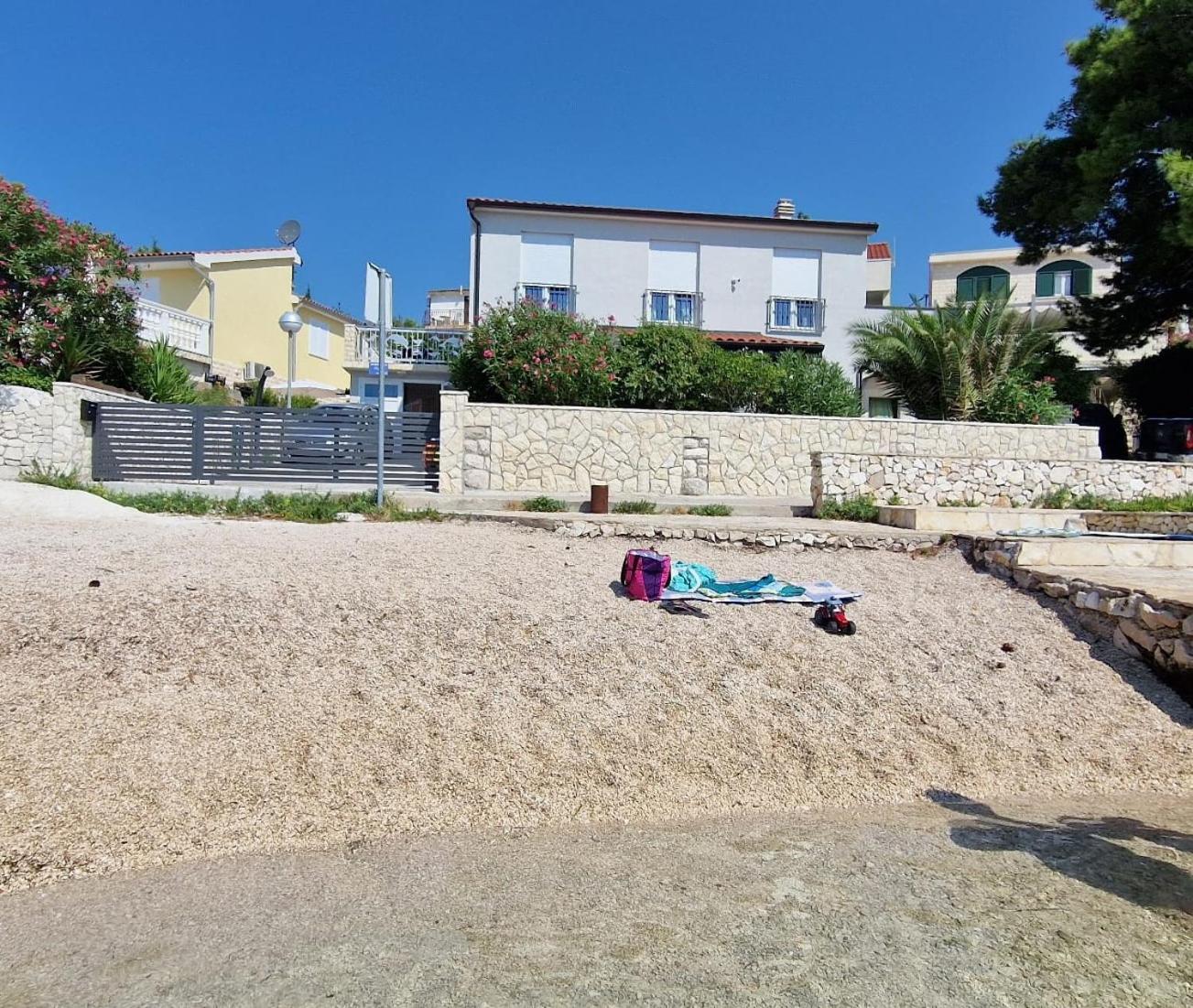Apartments Delfin view 3
