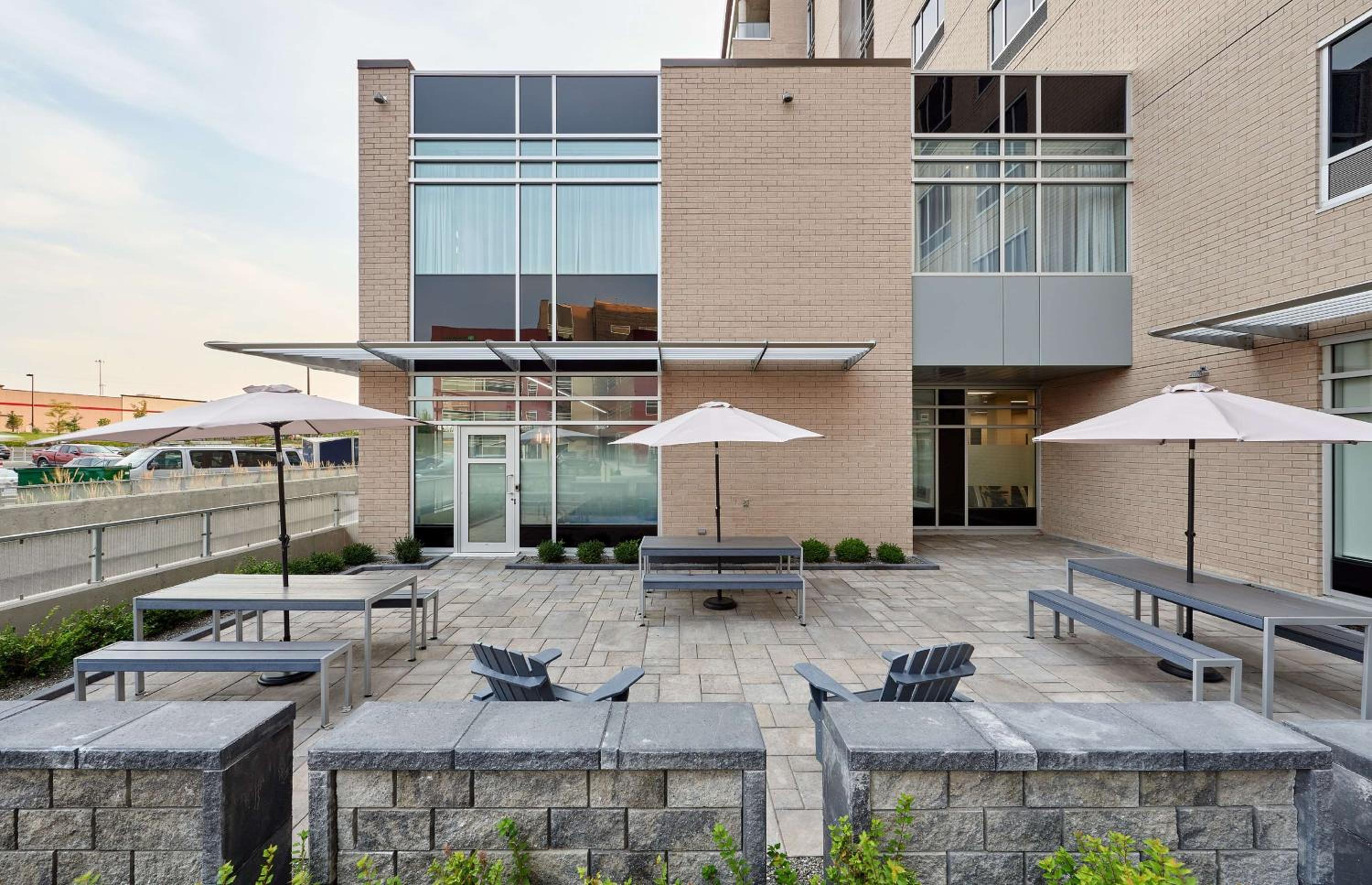 Levis Vacations - Hampton Inn Suites by Hilton Quebec City Levis - Property Image 32