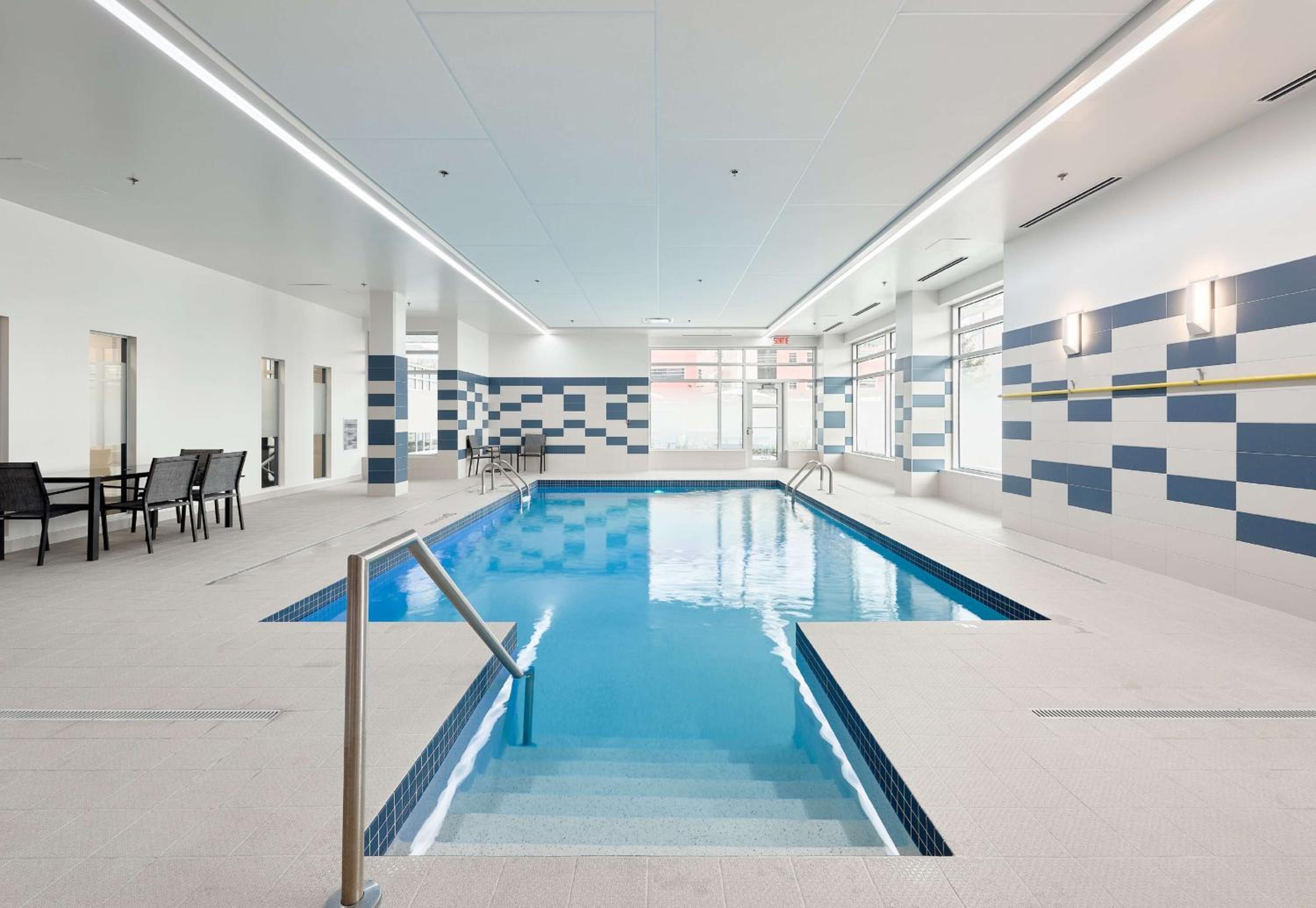 Levis Vacations - Hampton Inn Suites by Hilton Quebec City Levis - Property Image 28
