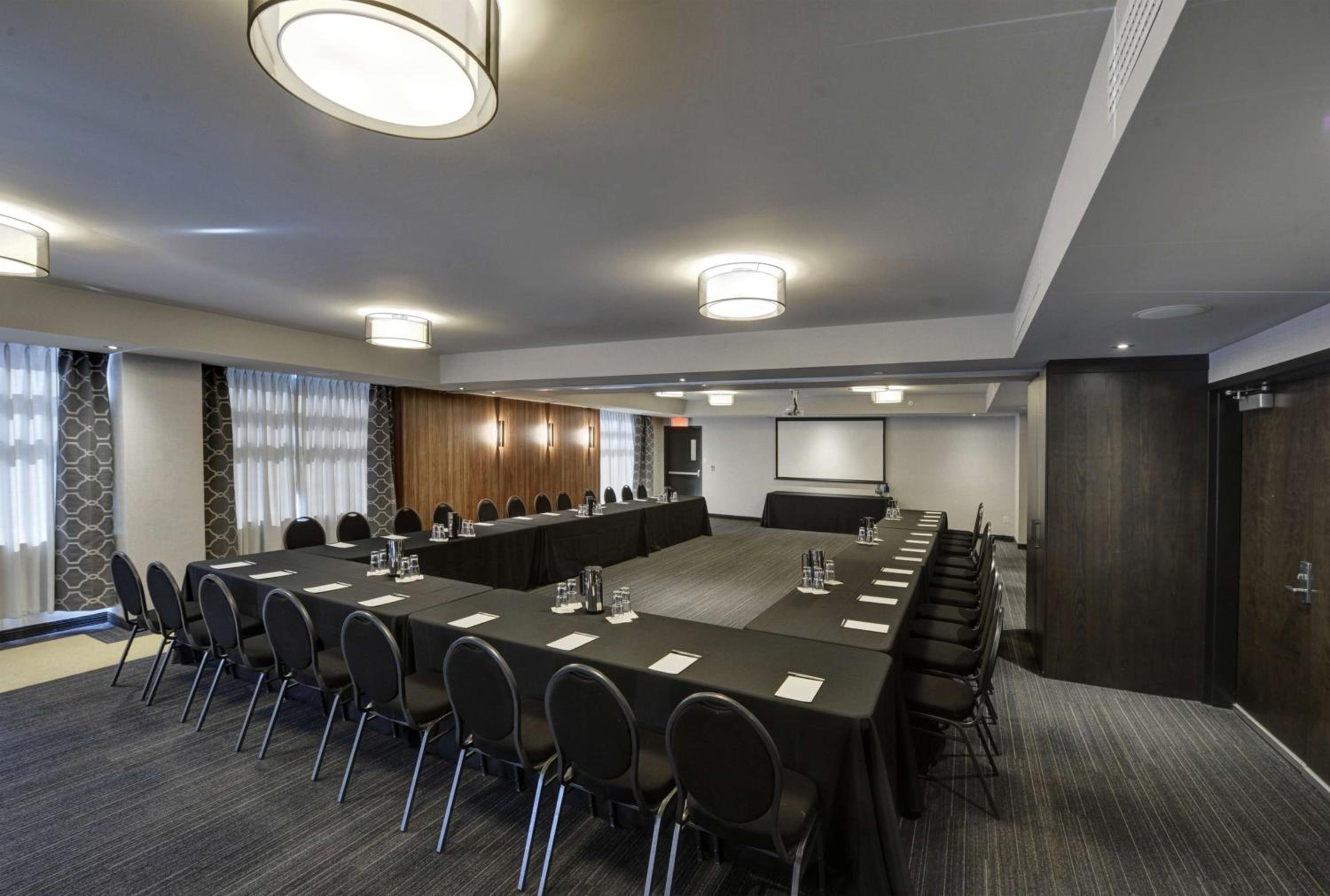 Levis Vacations - Hampton Inn Suites by Hilton Quebec City Levis - Property Image 22