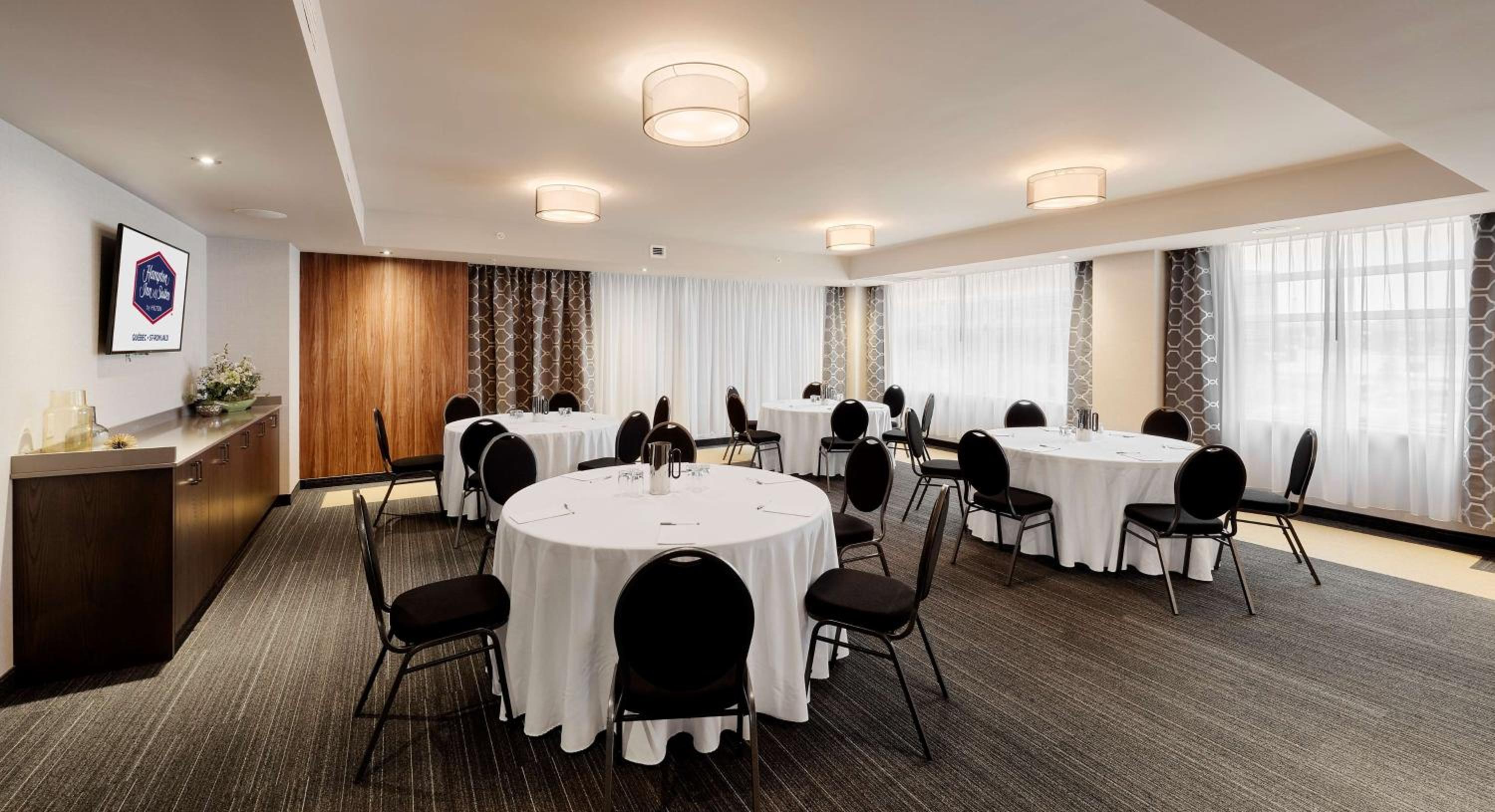 Levis Vacations - Hampton Inn Suites by Hilton Quebec City Levis - Property Image 36