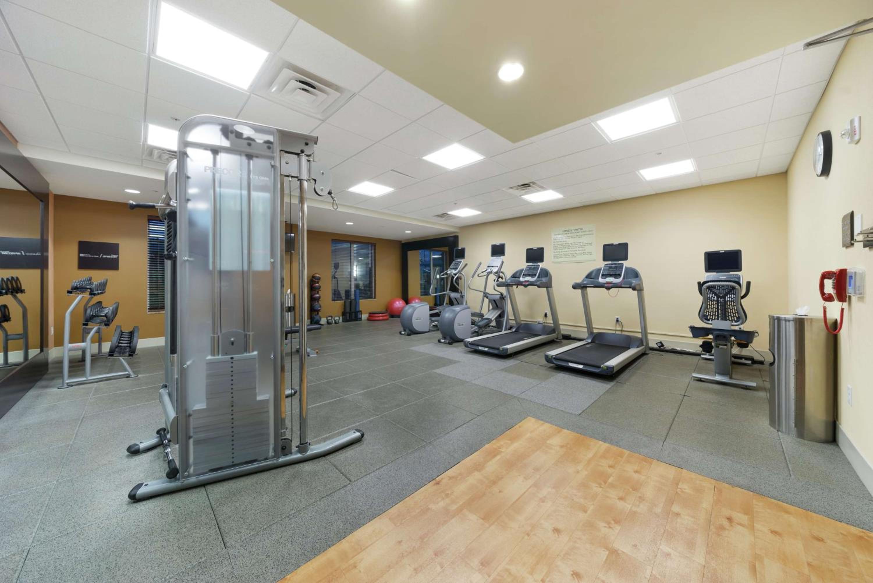 Lawton Vacations - Hilton Garden Inn Lawton-Fort Sill - Property Image 8