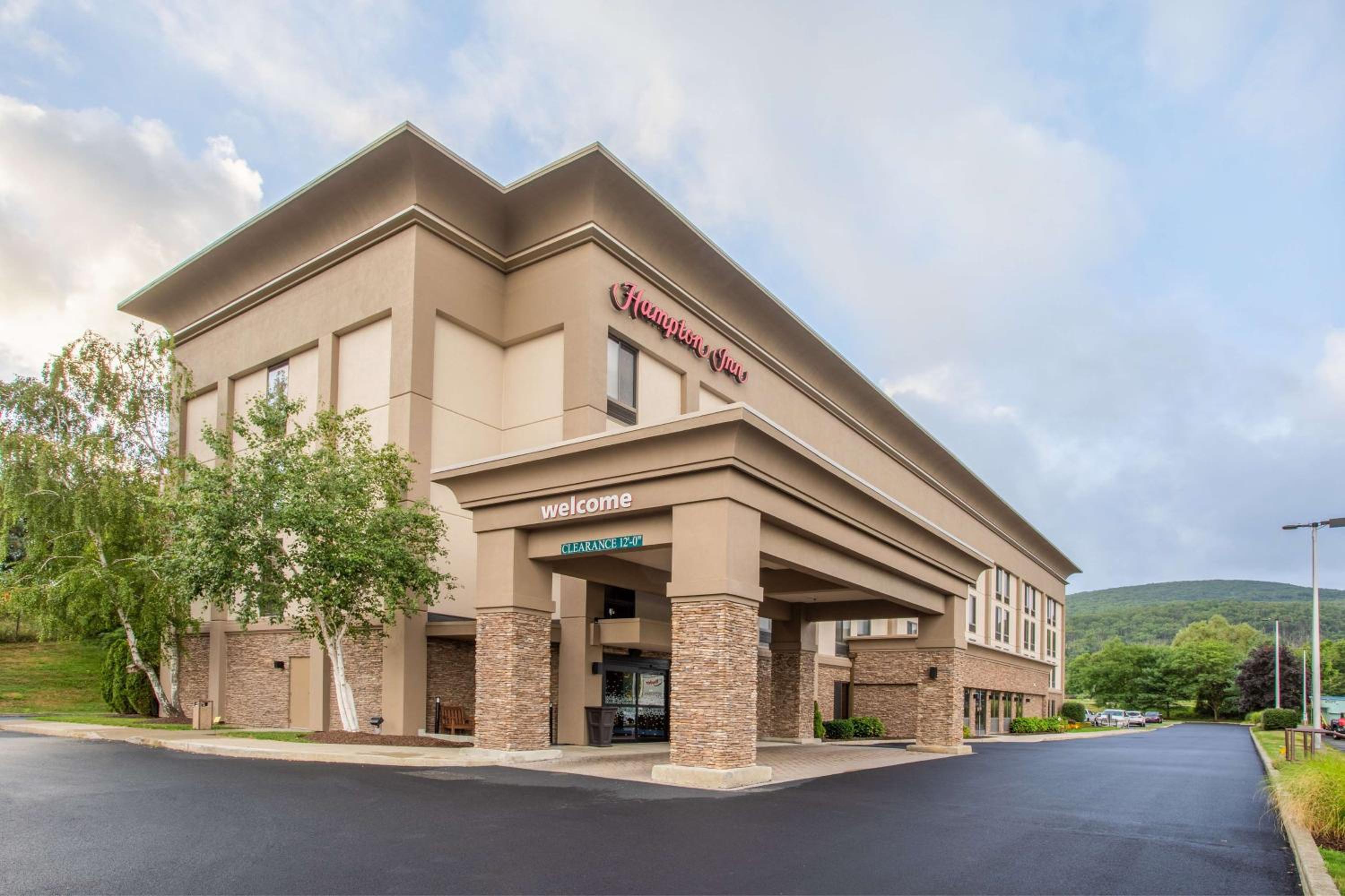 Fishkill Vacations - Hampton Inn Fishkill - Property Image 31