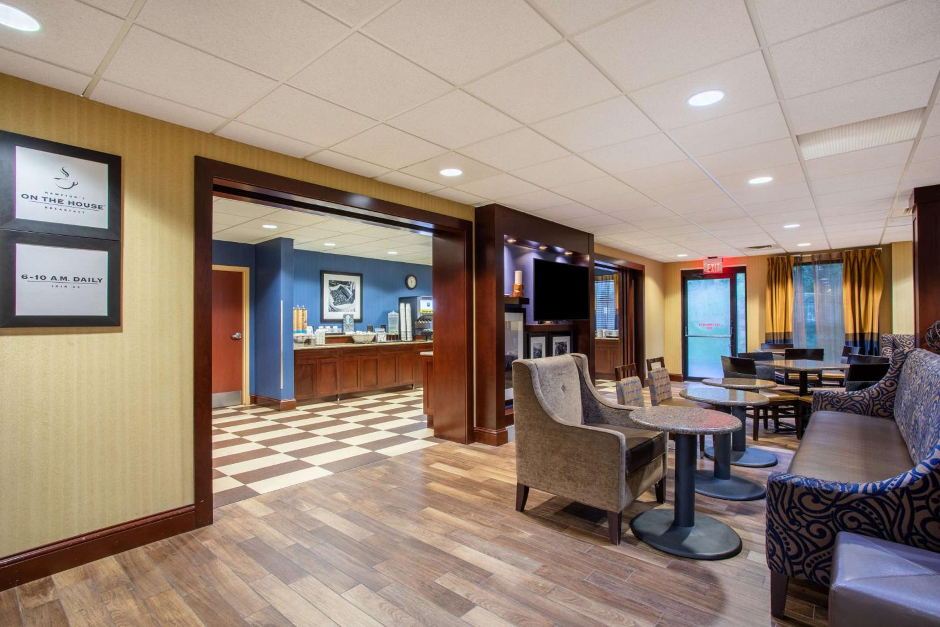 Fishkill Vacations - Hampton Inn Fishkill - Property Image 21