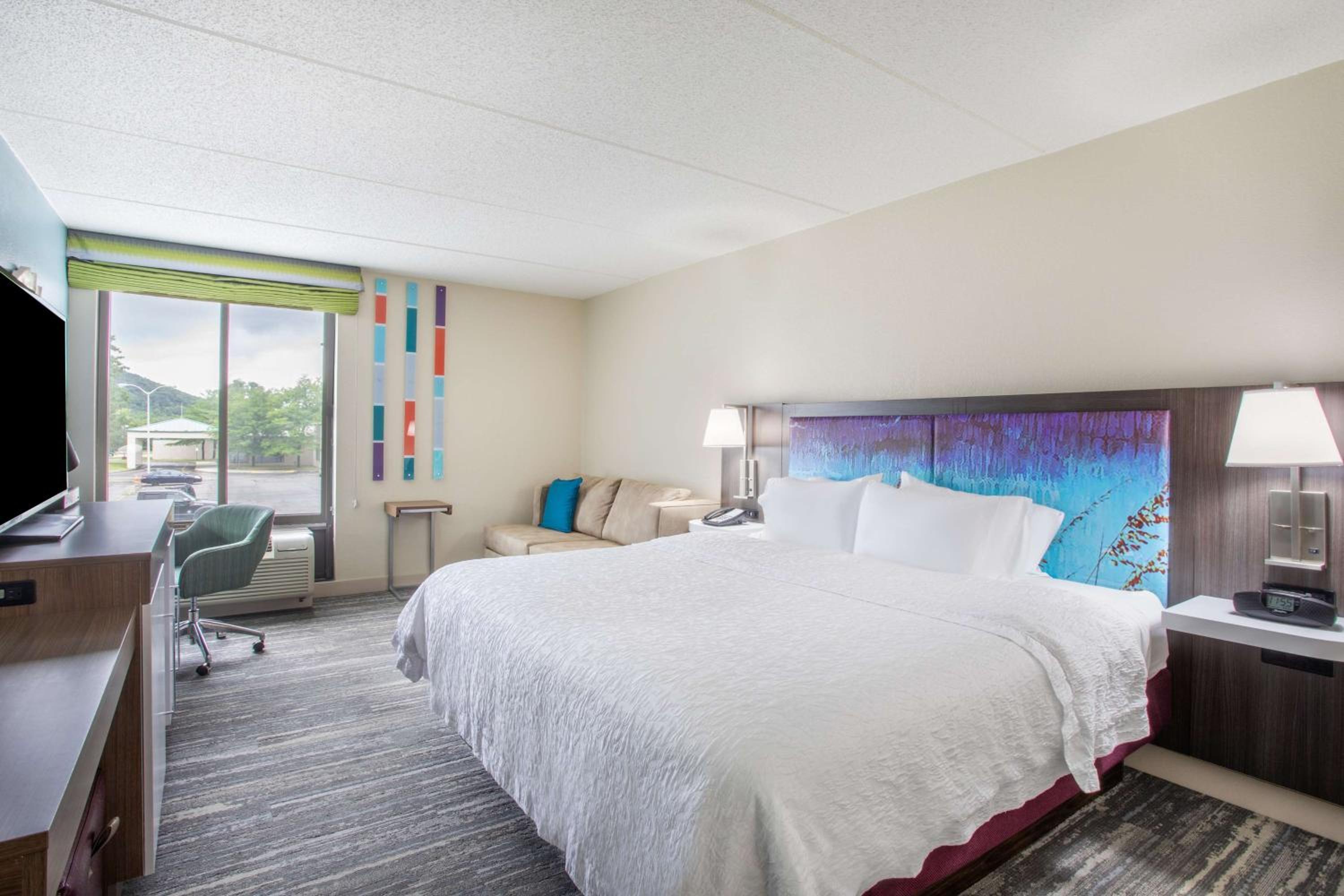 Fishkill Vacations - Hampton Inn Fishkill - Property Image 10
