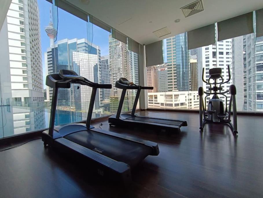 RM203A Bukit Bintang Balcony Studio Infinity Pool photo 5