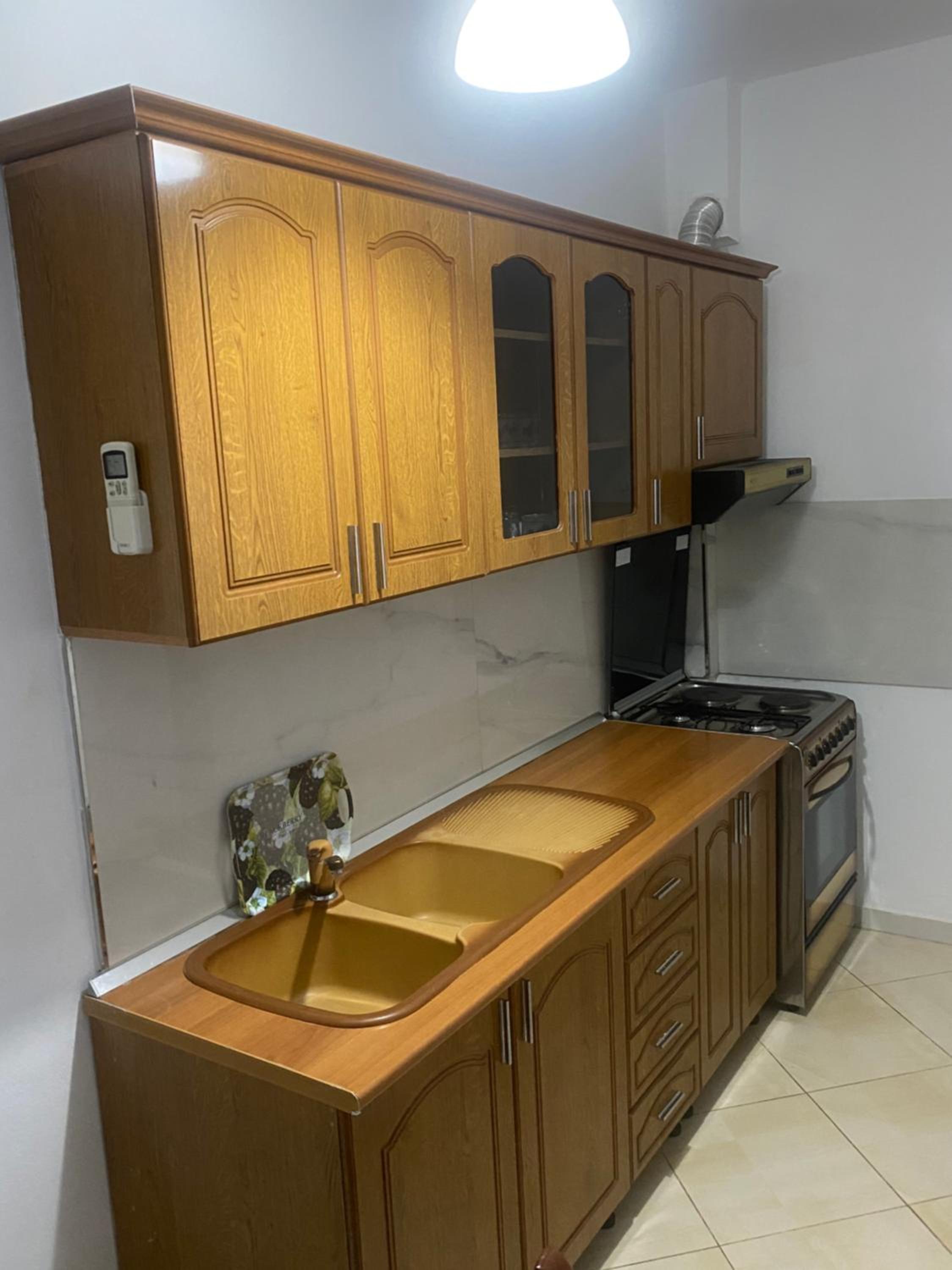Zani’s Apartments