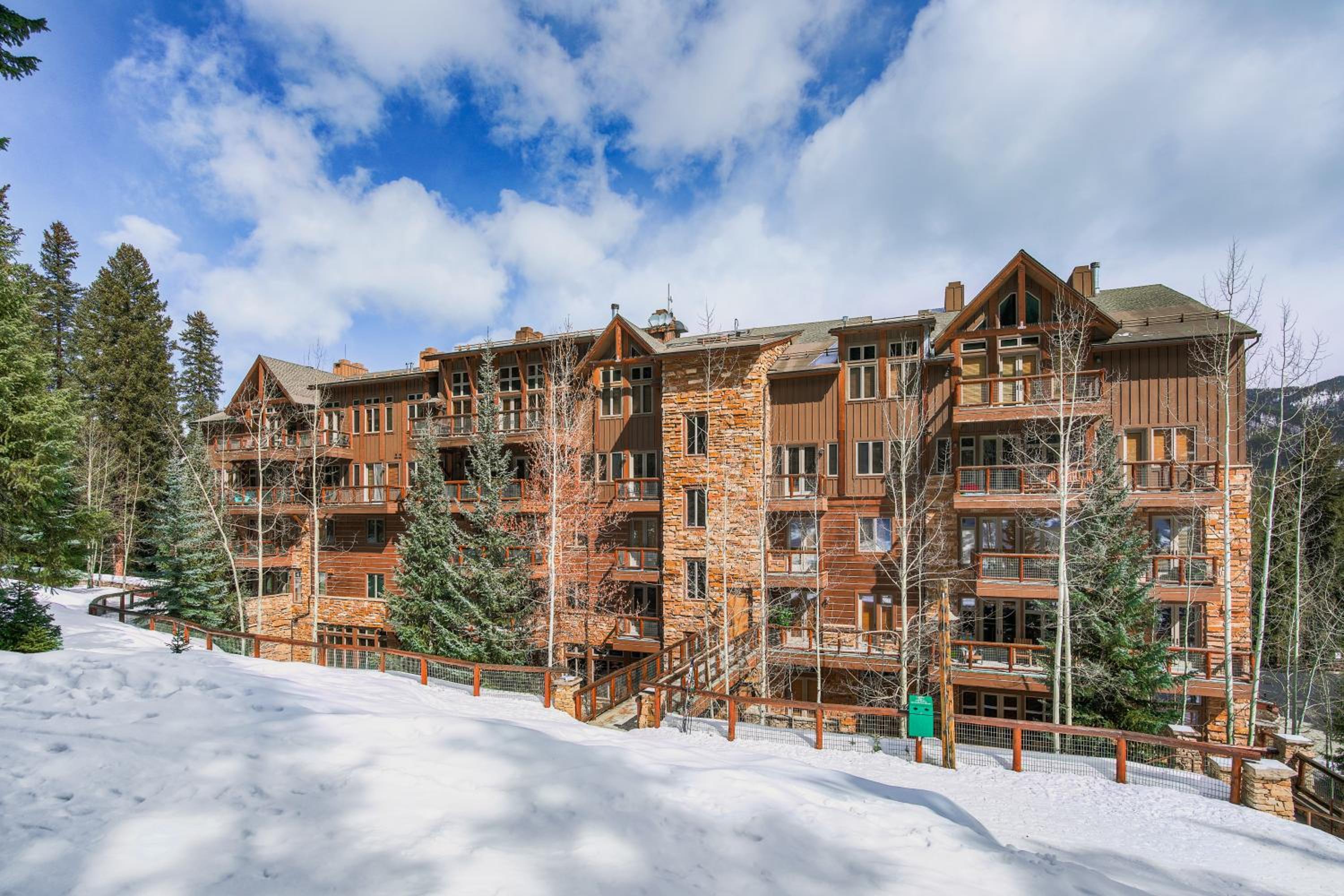 Timbers & Lone Eagle by Vail Resorts