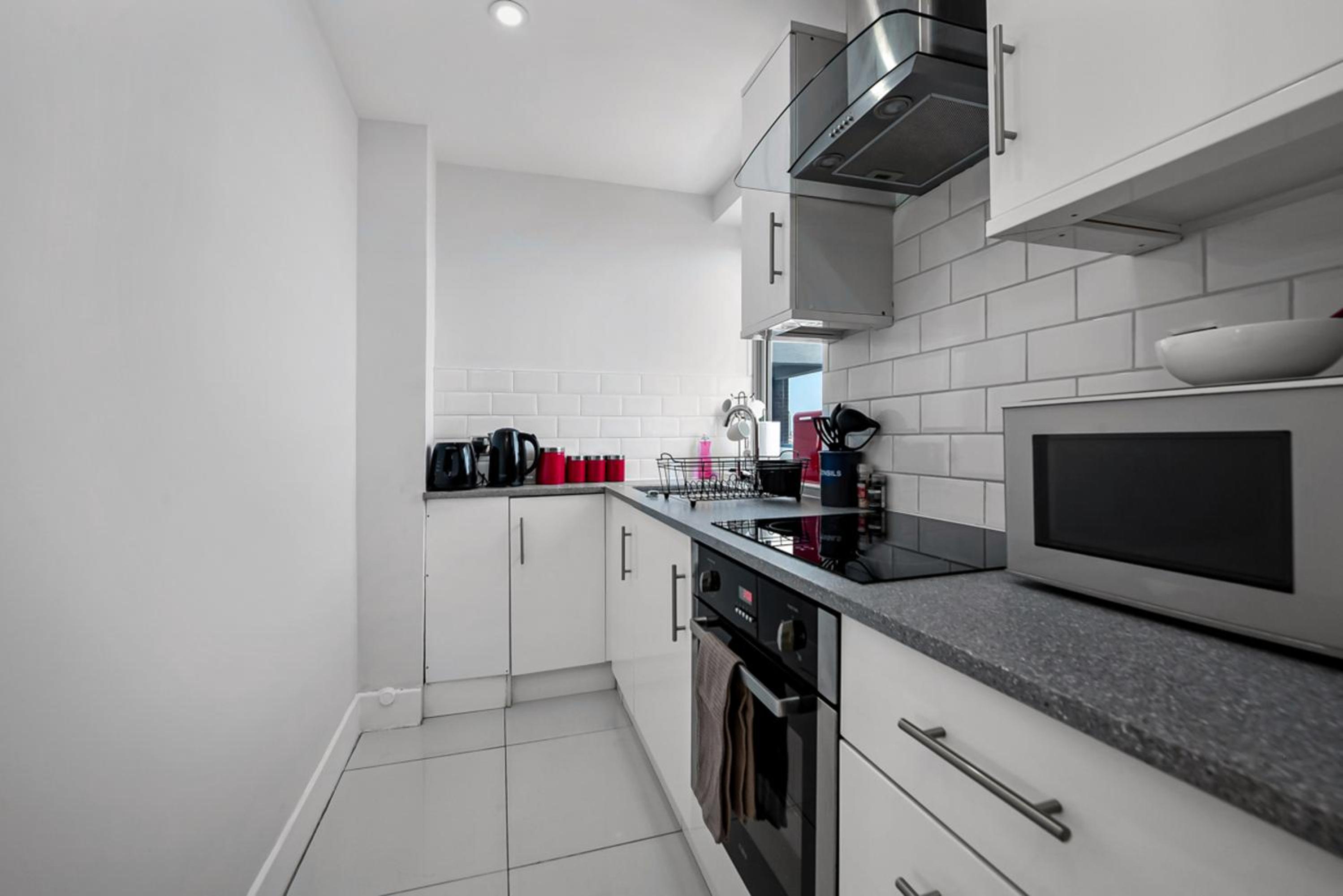 Stunning Flat on King's Road, Chelsea with Balcony