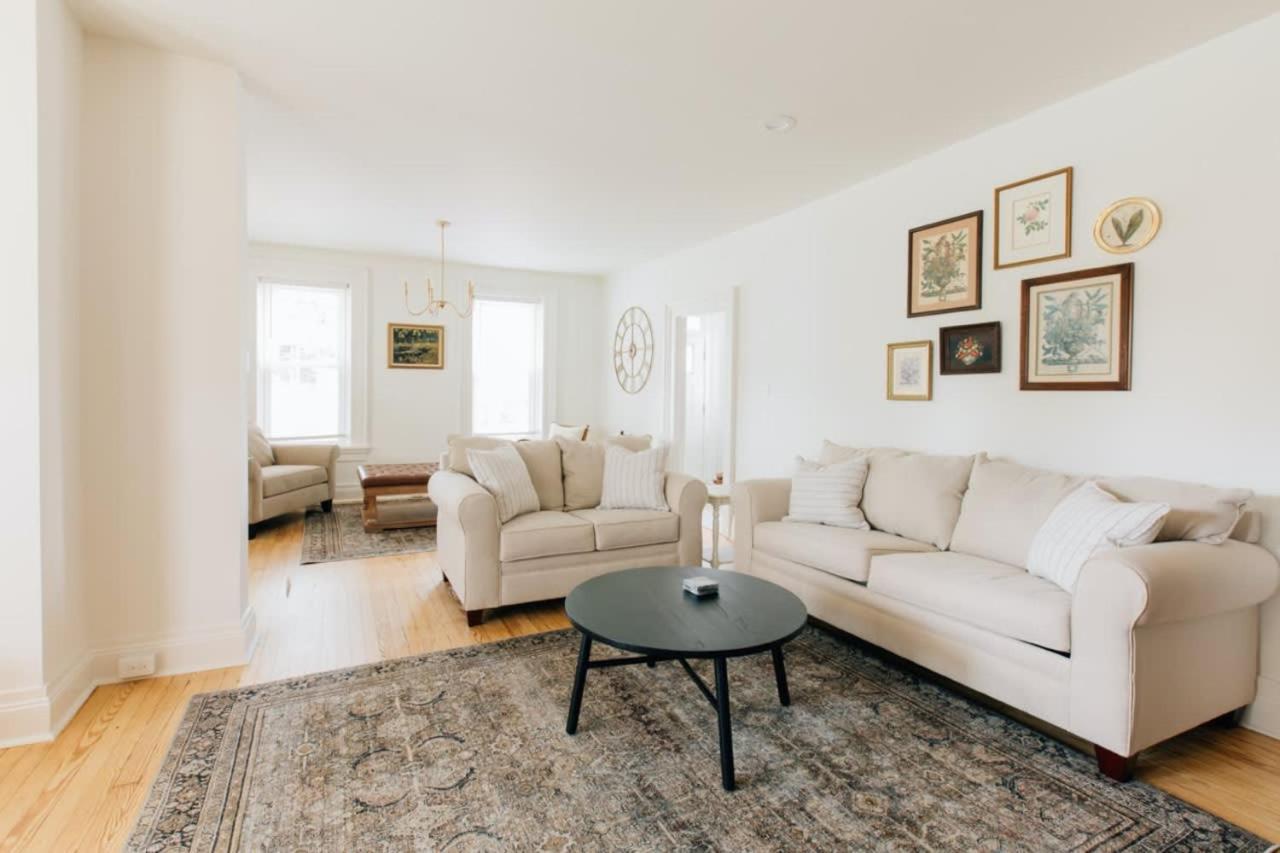 Newly Renovated Vintage Inspired Large 4 BR Home view 3