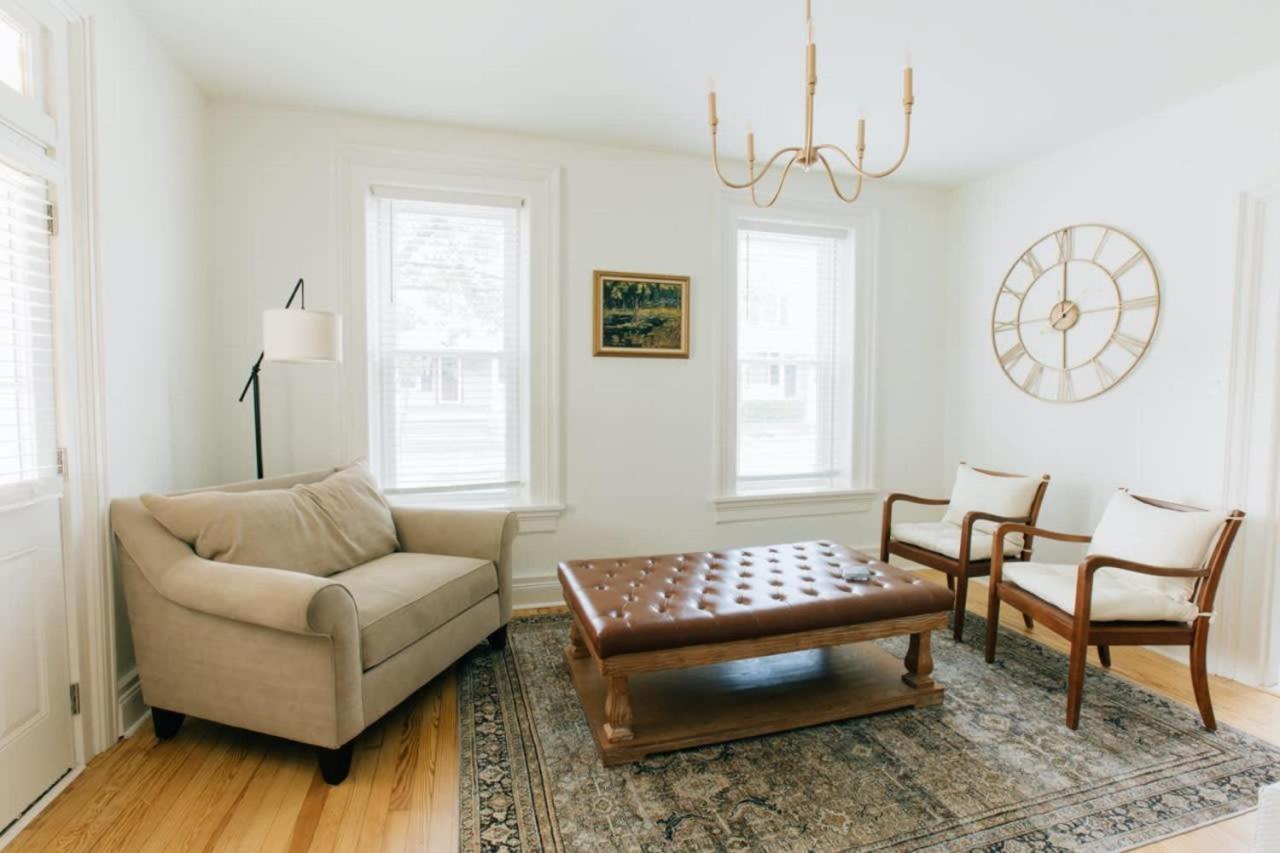 Newly Renovated Vintage Inspired Large 4 BR Home view 5
