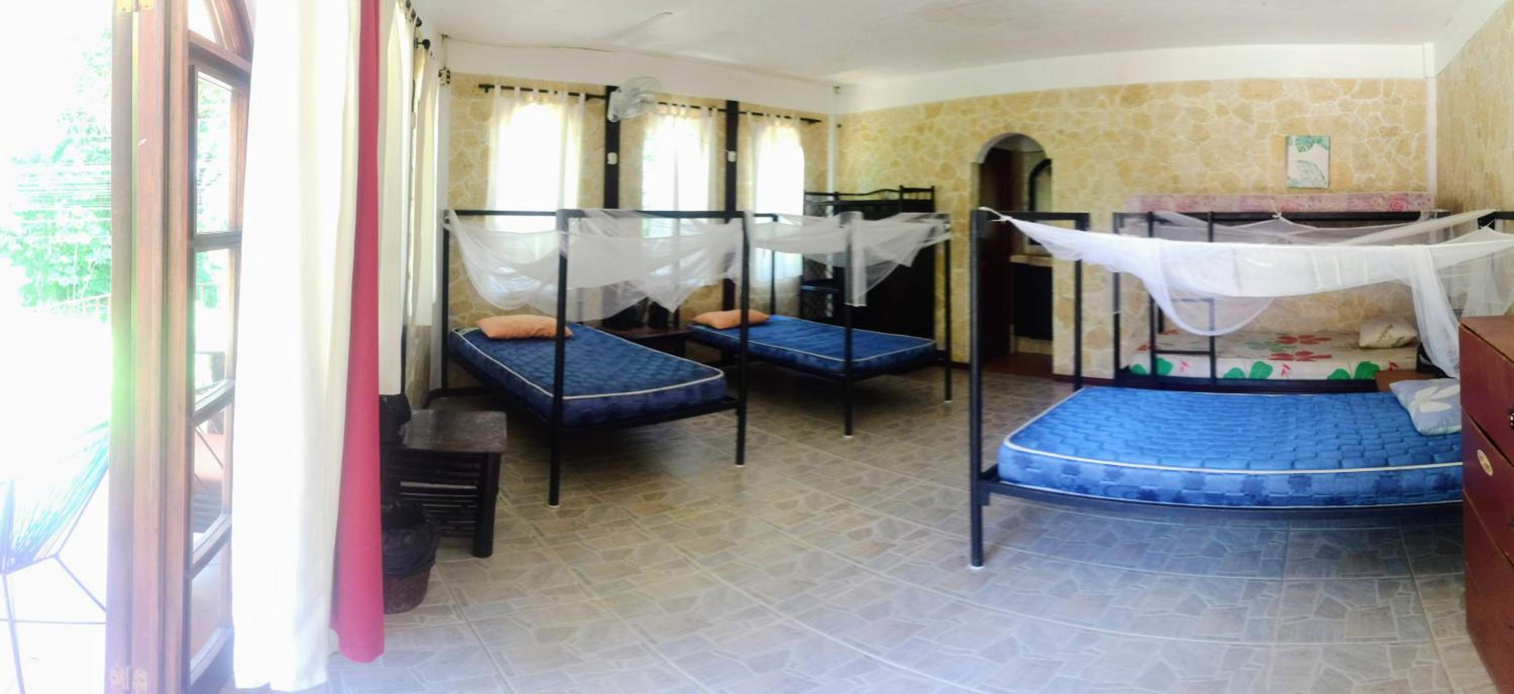 Cool Vibes Beach Hostel 11