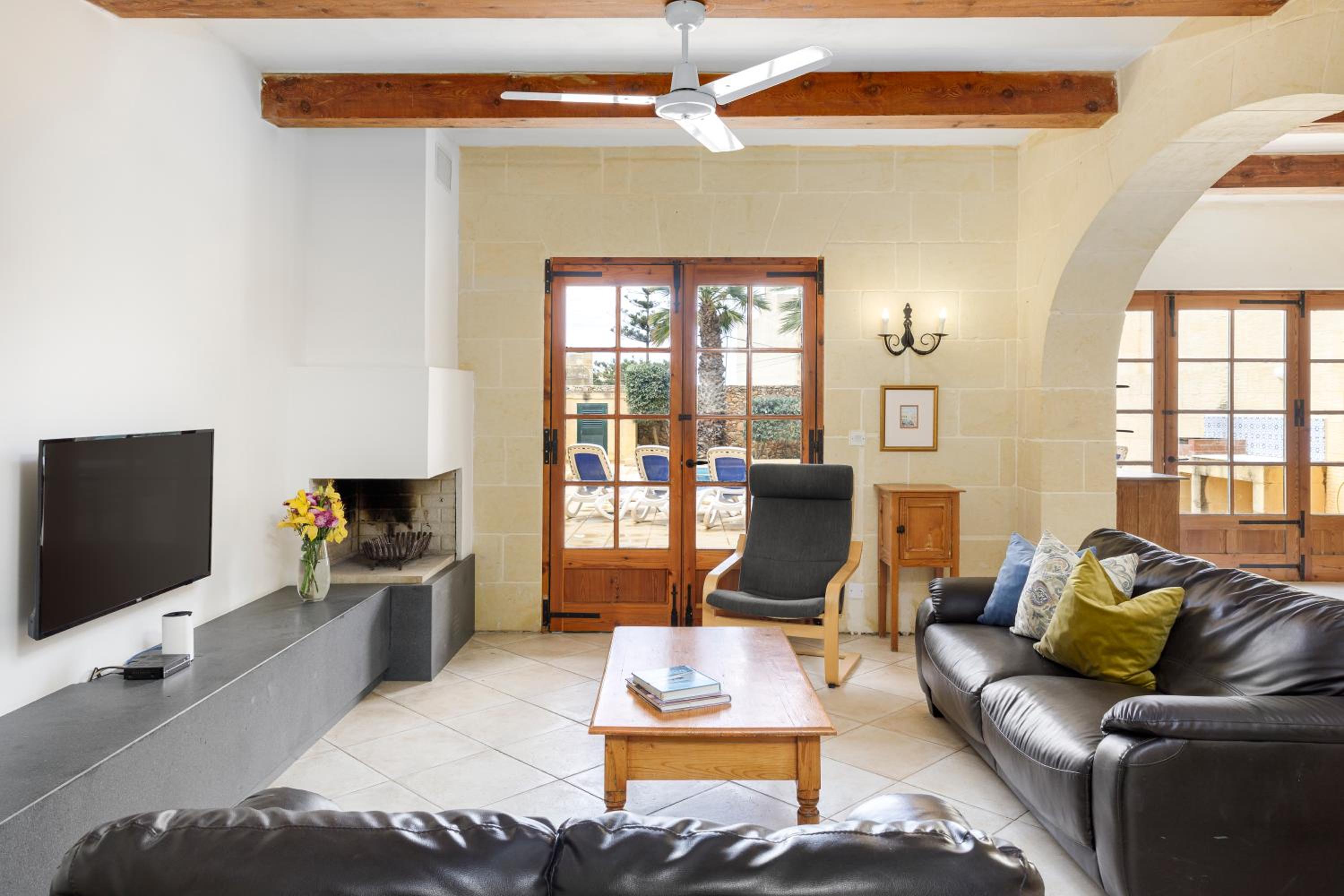 Dar ta' Censina Villa with Private Pool view 3