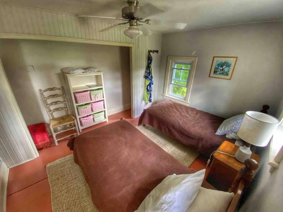 Loyalist Lakehouse with Private Beach