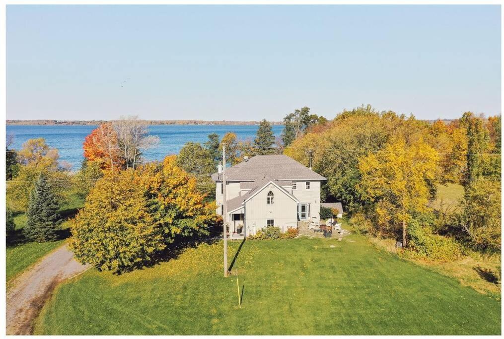 Loyalist Lakehouse with Private Beach