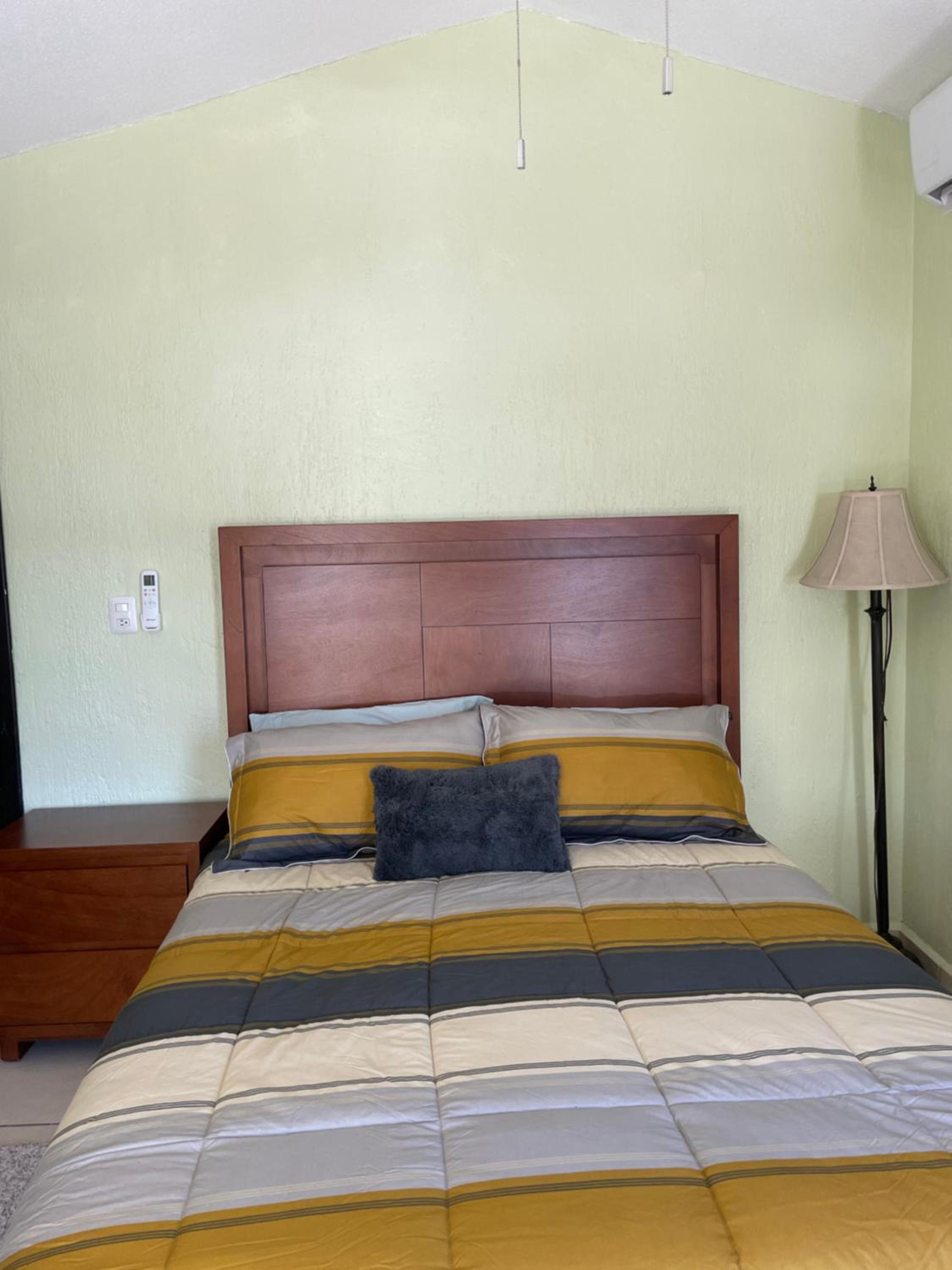 Departamento en Zona Dorada view 2