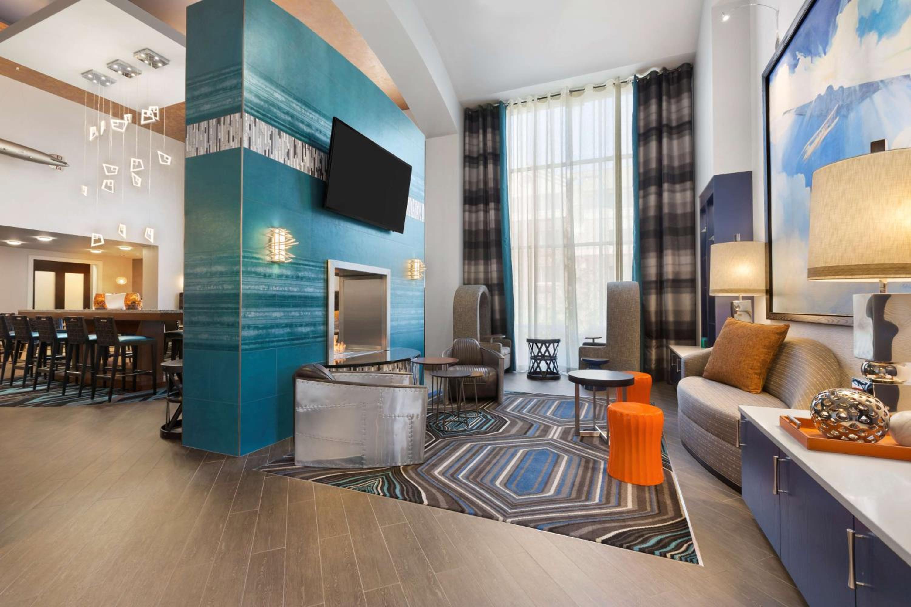 Hampton Inn Suites Herndon-Reston - Property Image 25