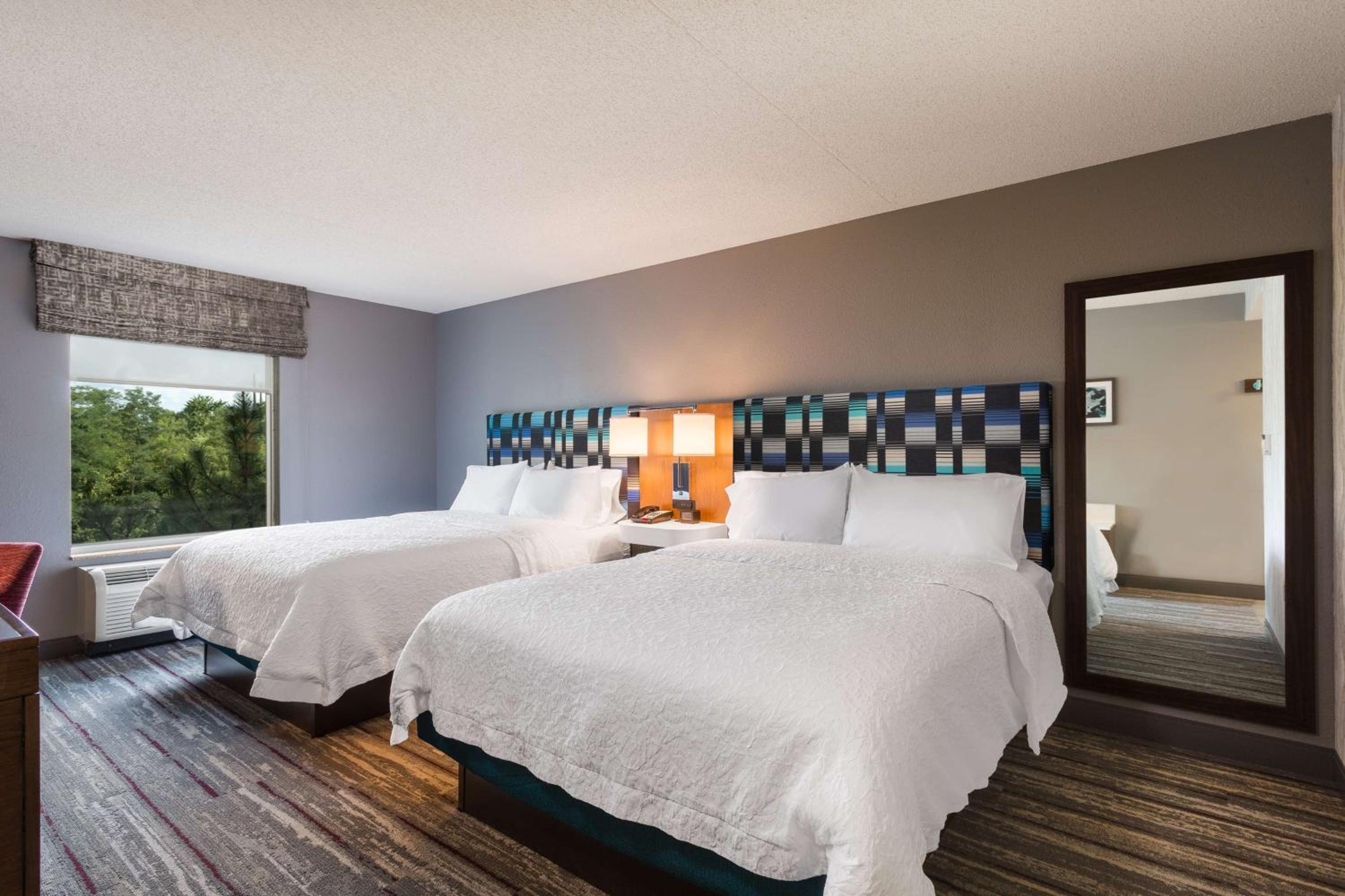 Hampton Inn Suites Herndon-Reston - Property Image 19