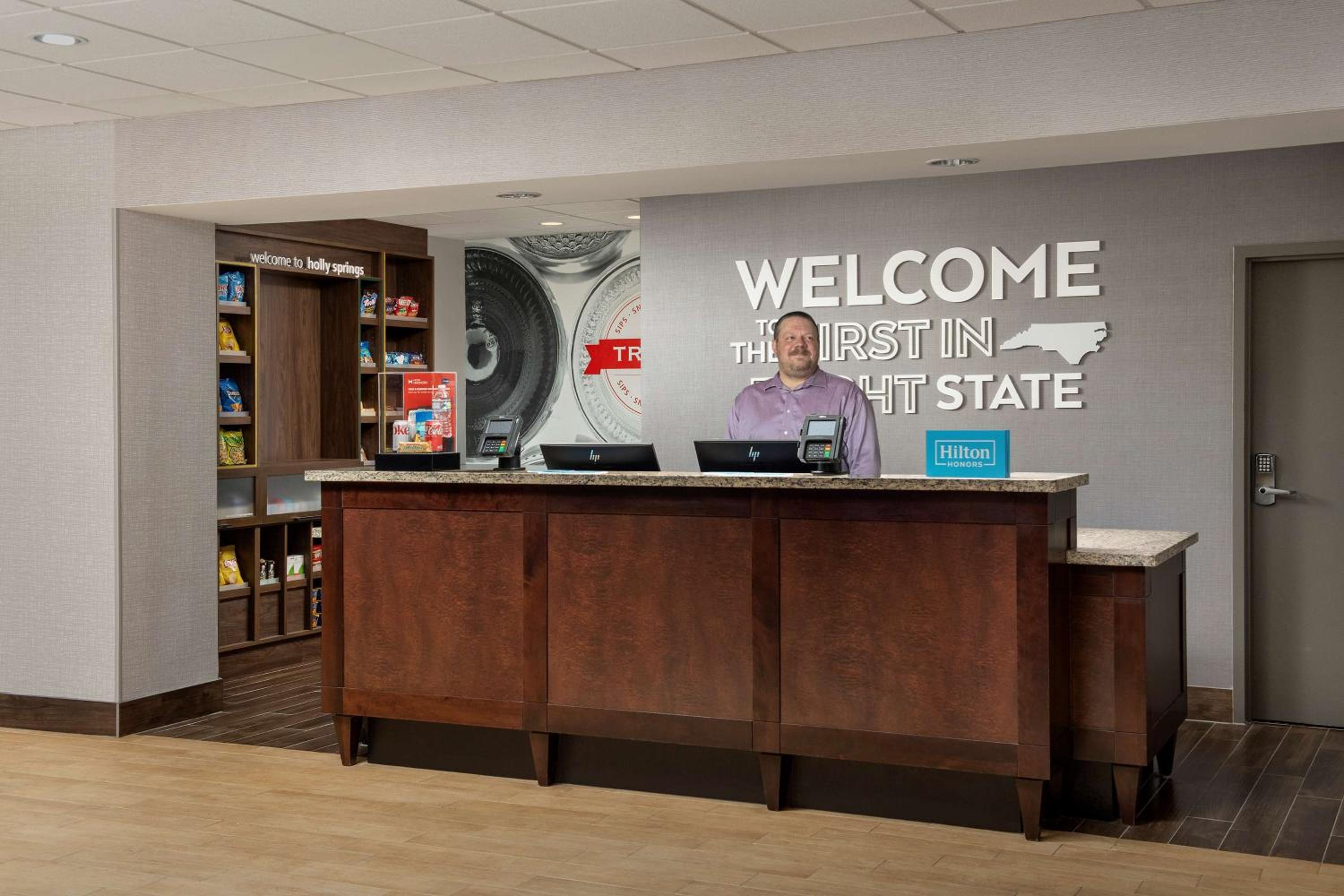 Hampton Inn  Suites Holly Springs - Property Image 30