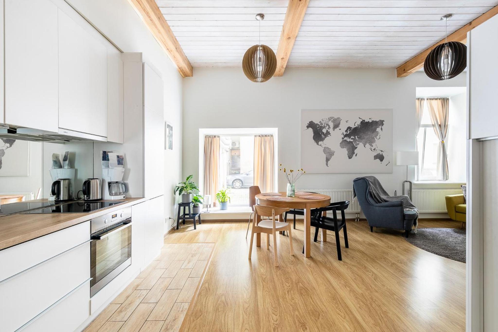 Cozy studio apartment central