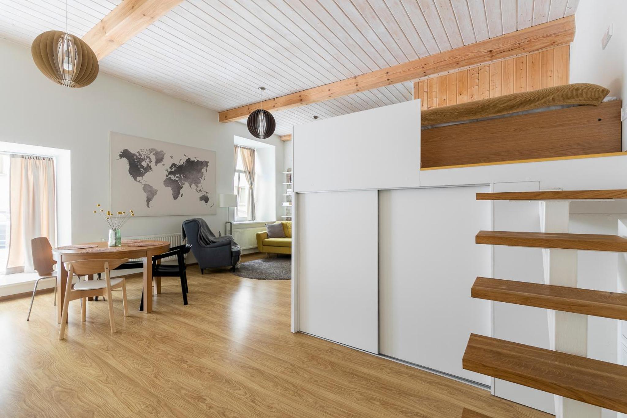 Cozy studio apartment central