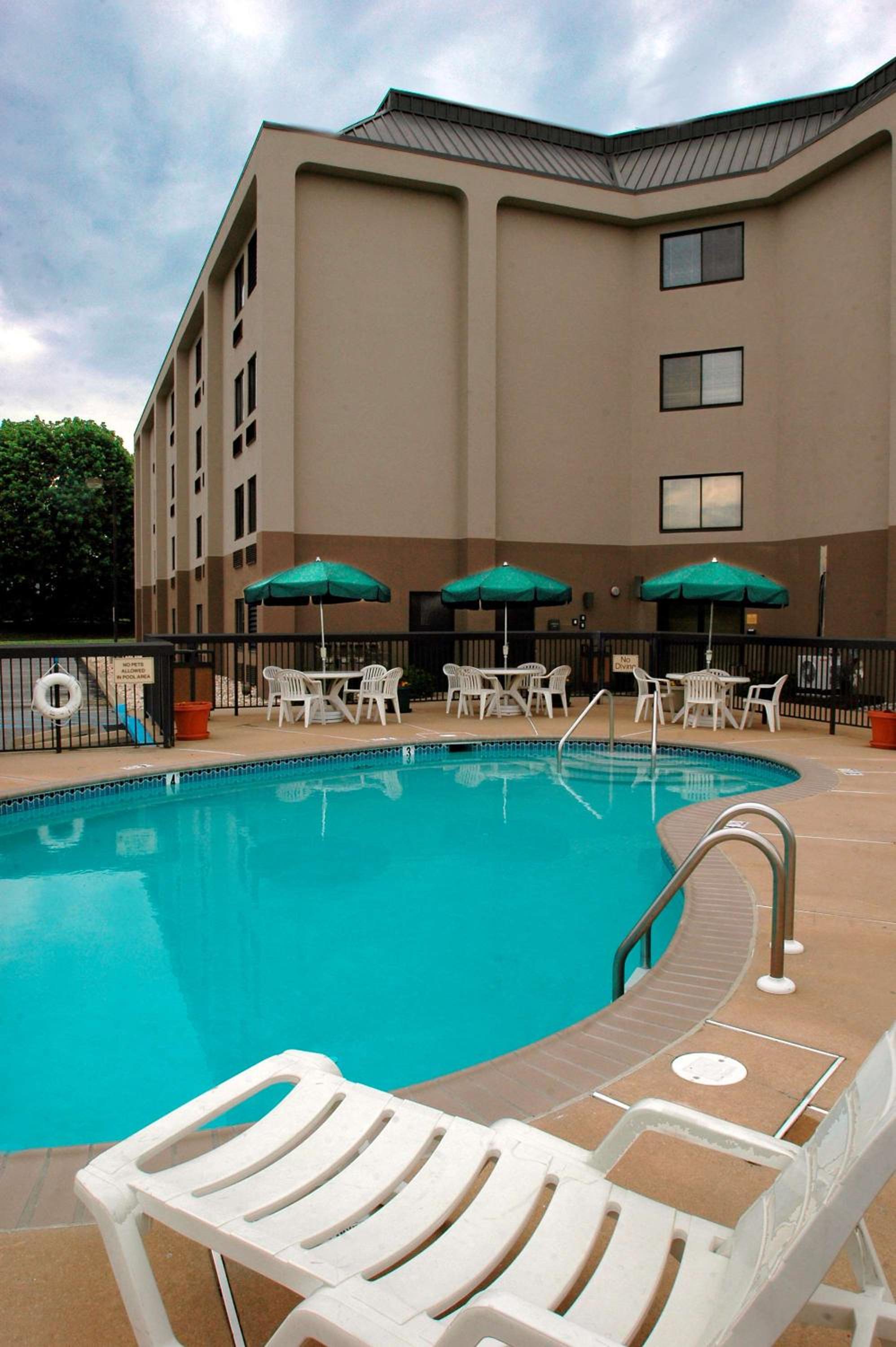 Hampton Inn Downingtown/Exton - Property Image 11