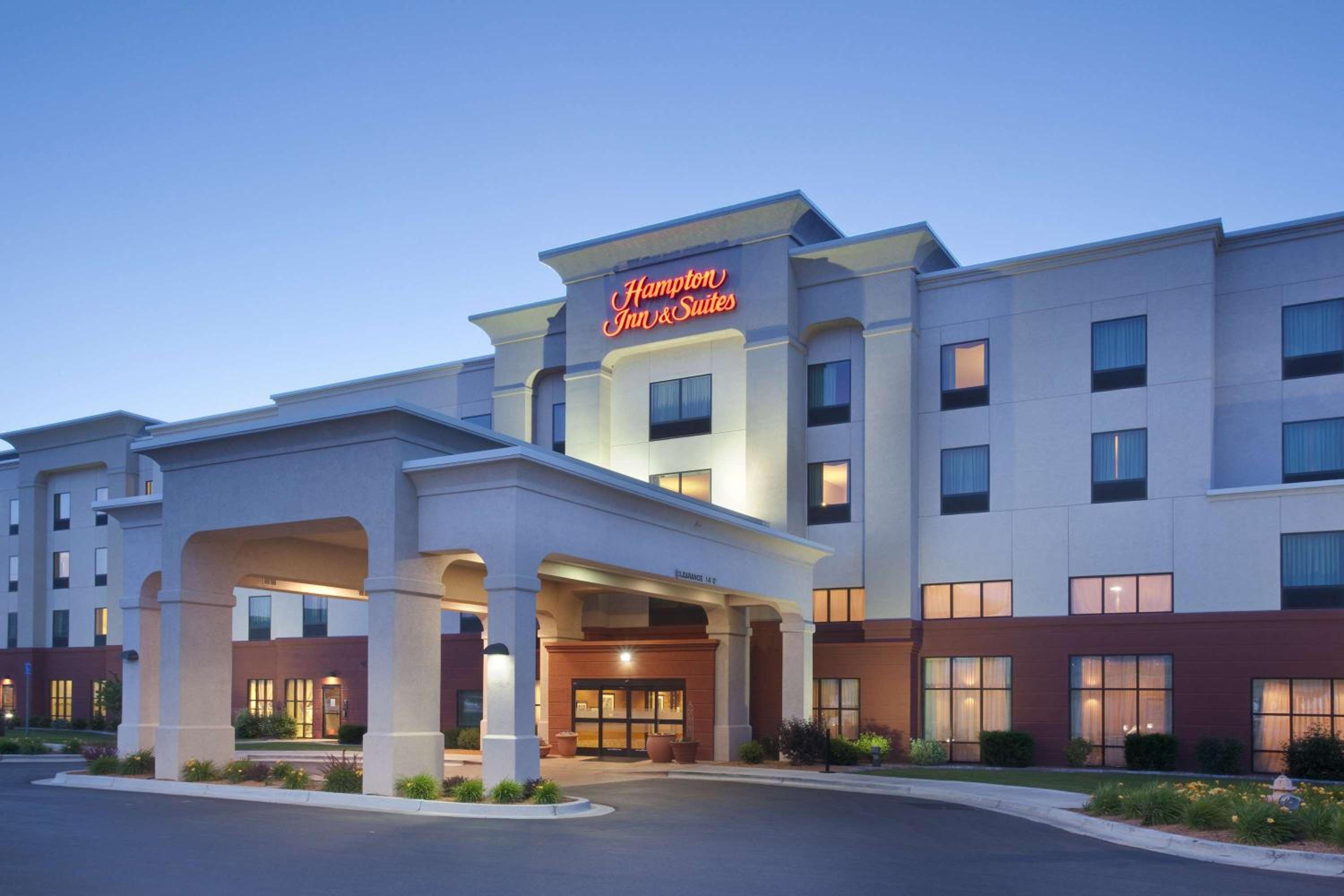 Hotel Hampton Inn & Suites Pocatello - Image 1