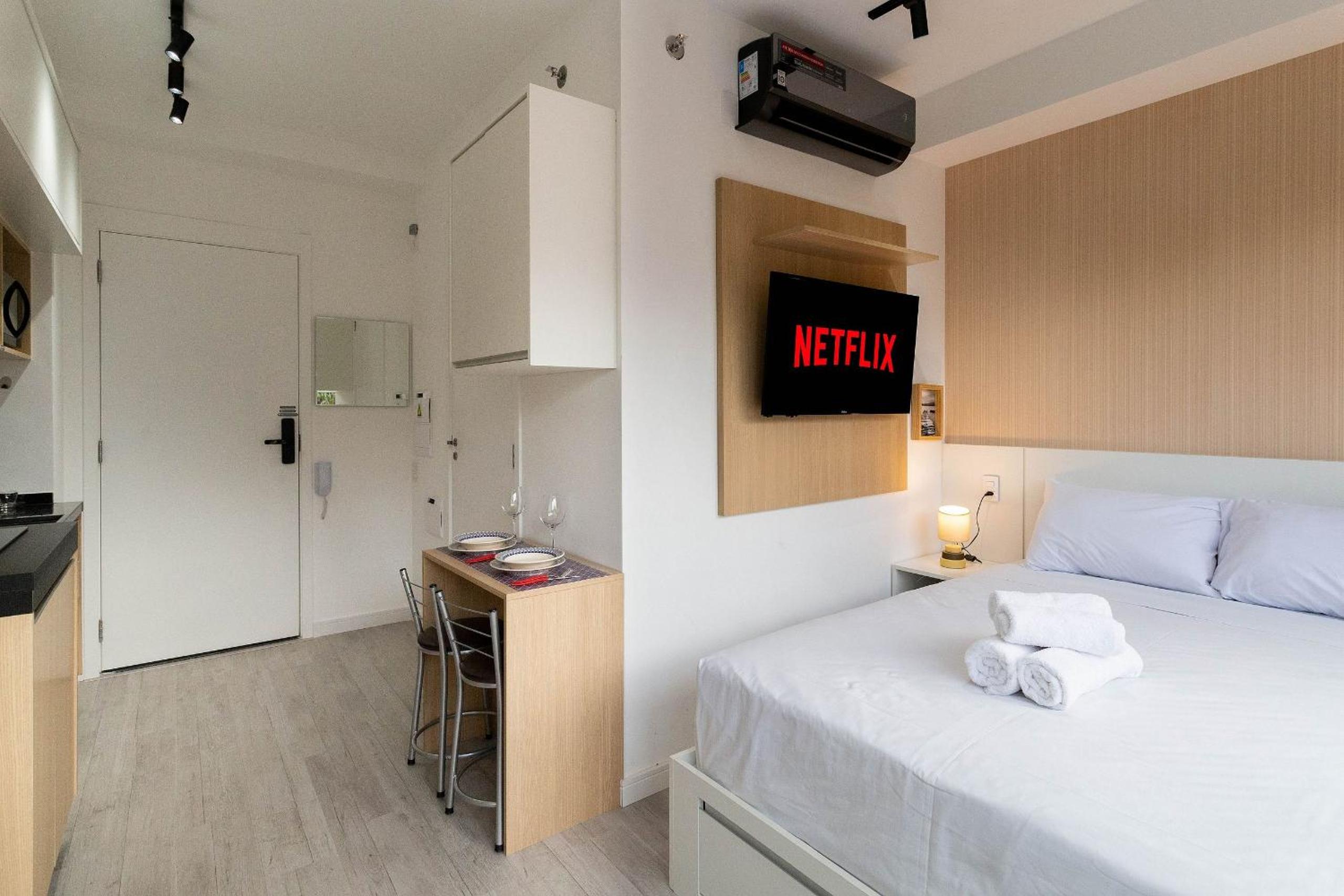 ID Lisboa condo - Studios by season