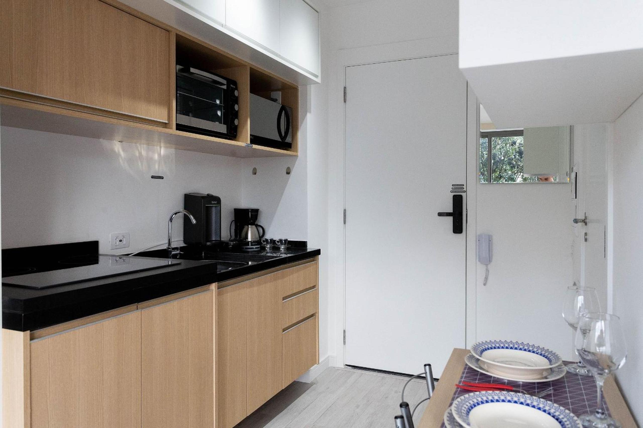 ID Lisboa condo - Studios by season