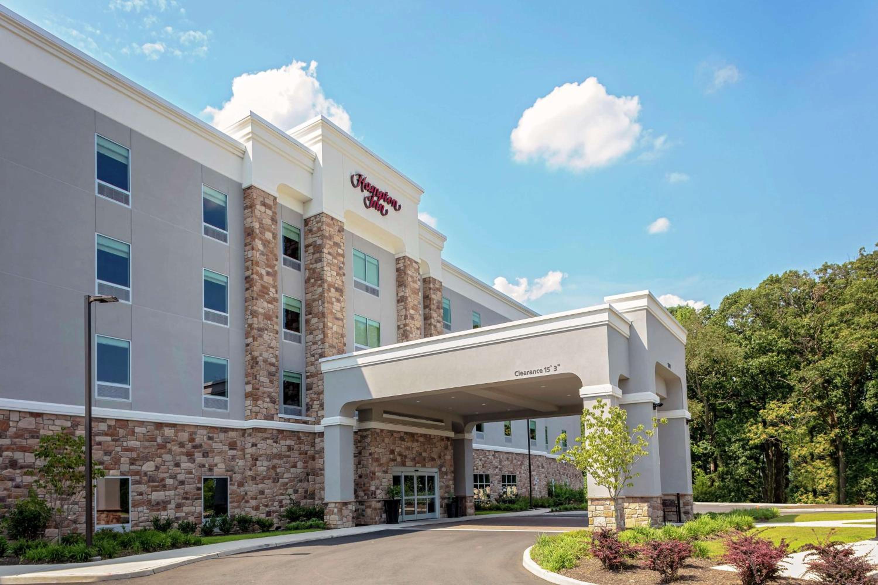 Hotel Hampton Inn Cranbury - Image 1