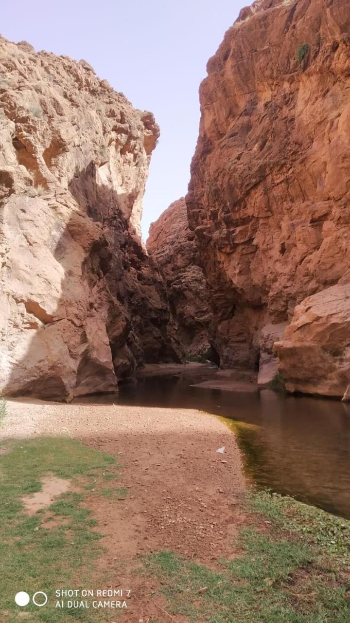 Auberge oued dades view 2