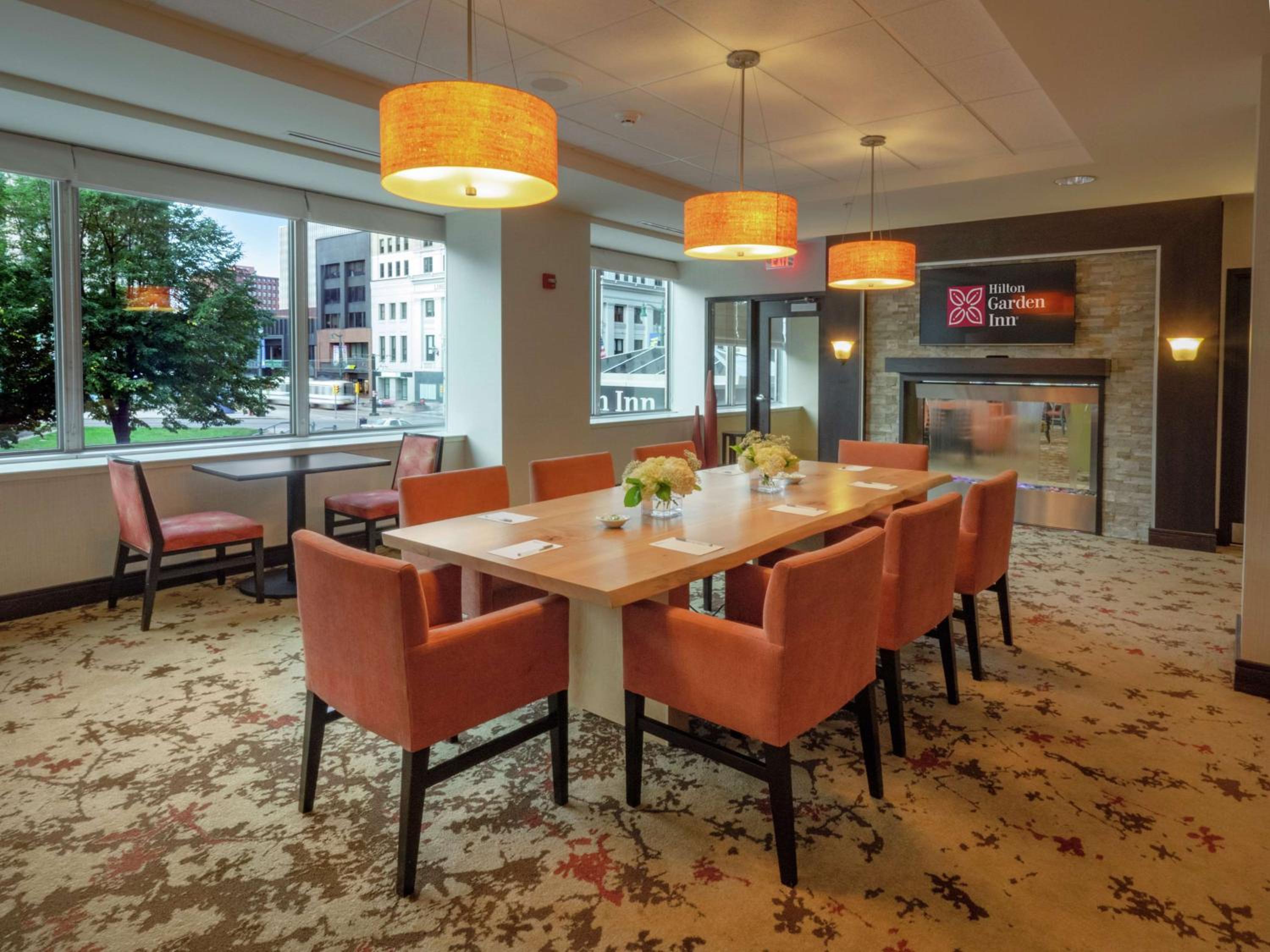 Buffalo Vacations - The Hilton Garden Inn Buffalo-Downtown - Property Image 1