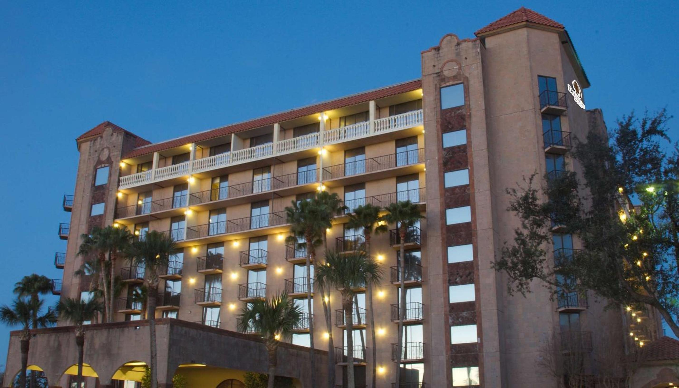 Doubletree by Hilton McAllen view 3