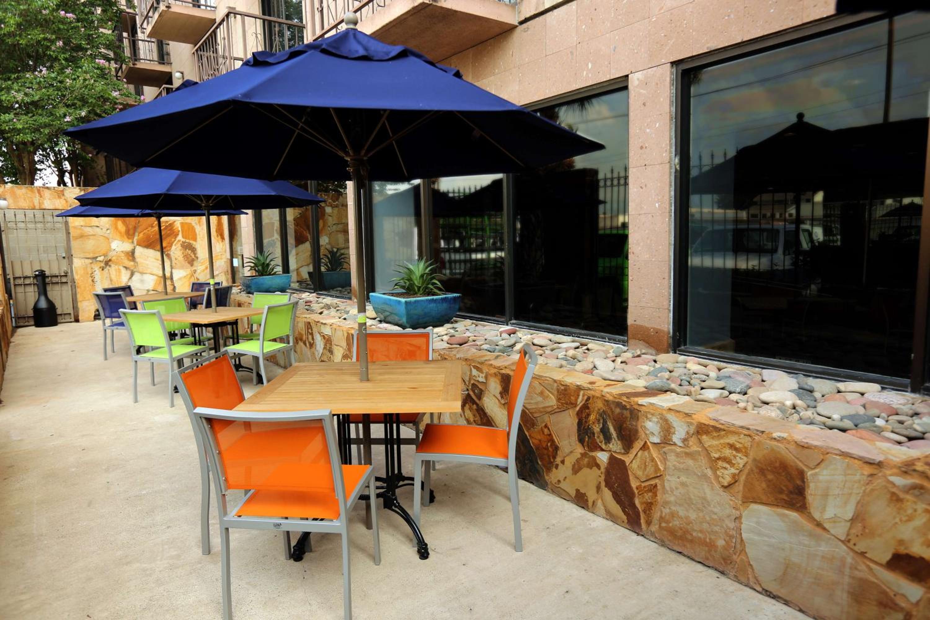 Doubletree by Hilton McAllen view 4