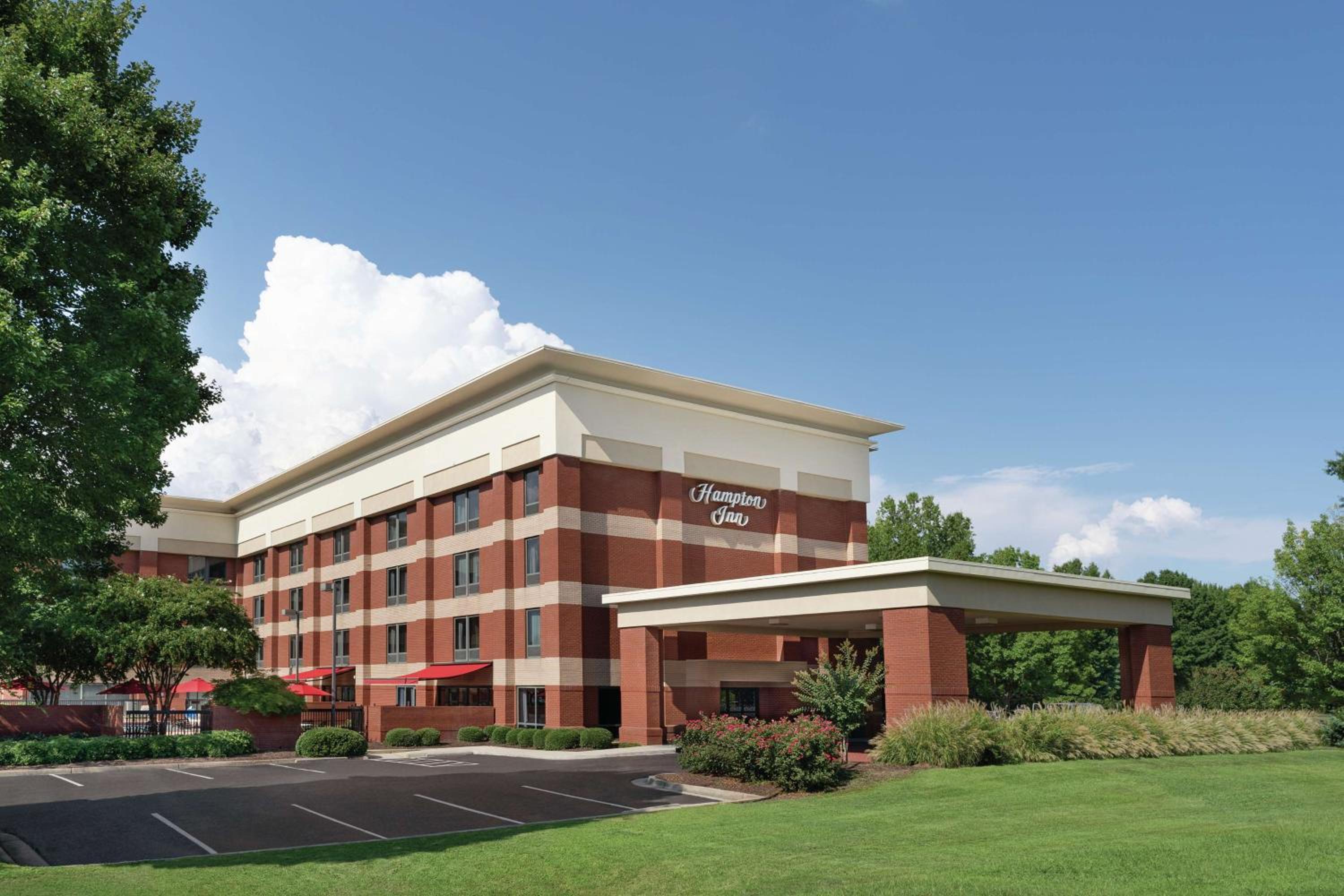 Atlanta Vacations - Hampton Inn Atlanta-Stone Mountain - Property Image 1