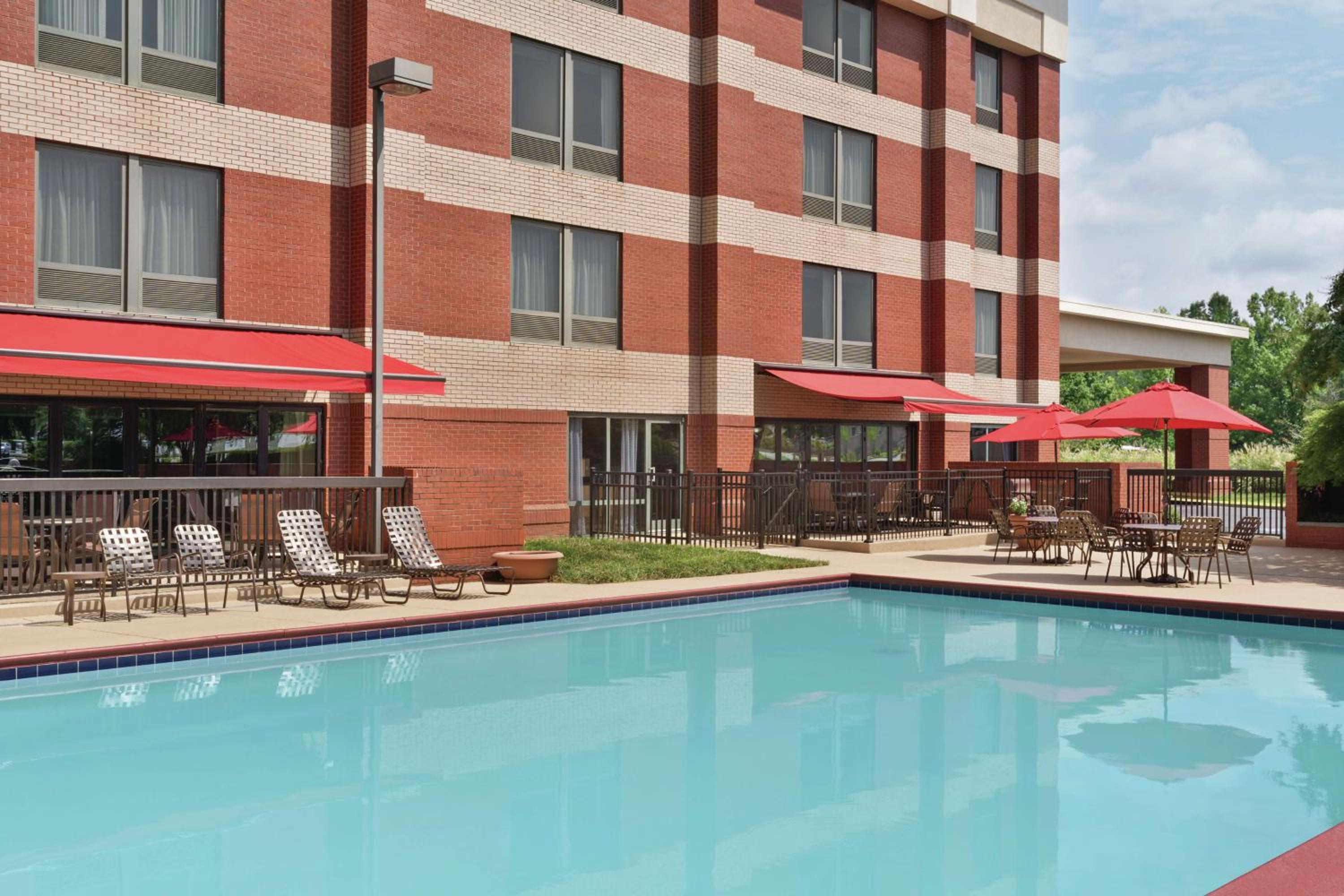 Hampton Inn Atlanta-Stone Mountain - Property Image 2